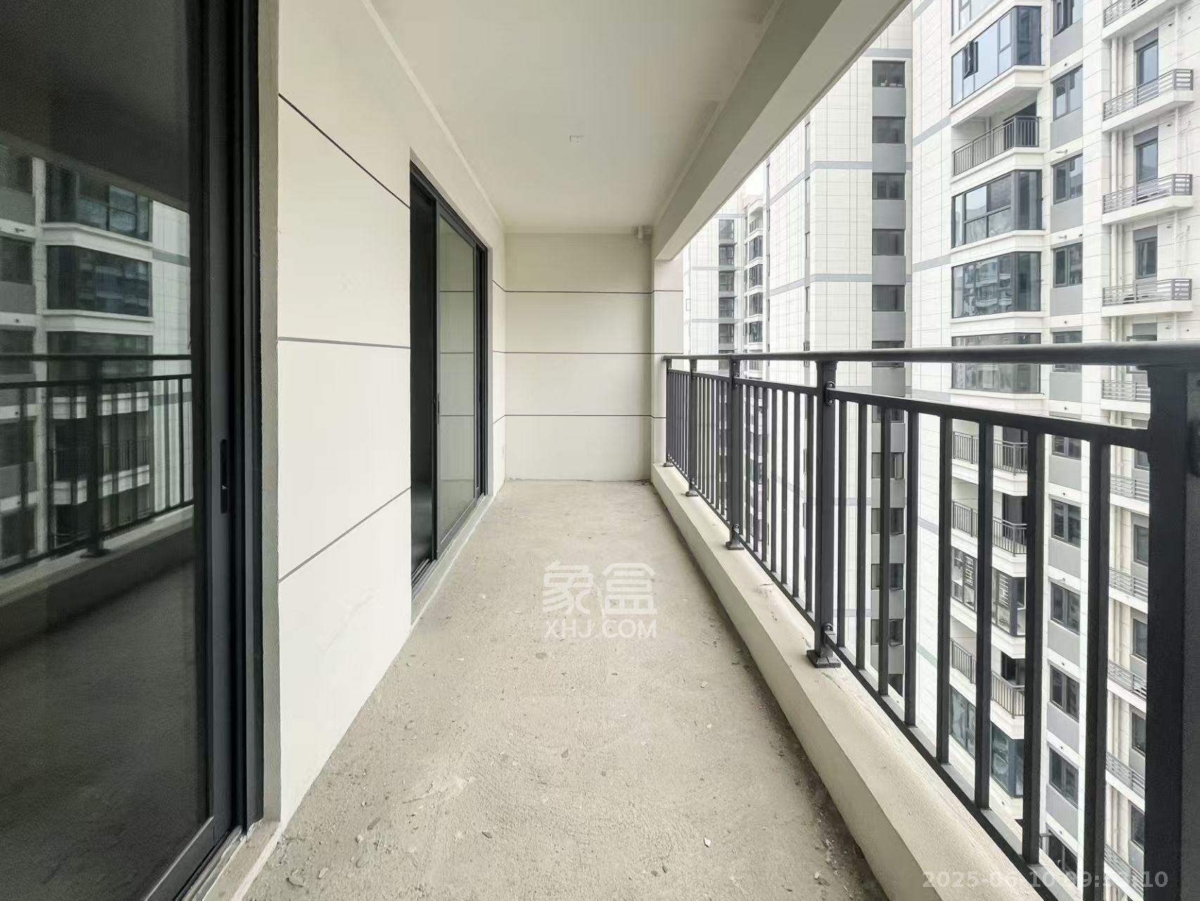 长沙北中心保利时代B区 4室2厅2卫 1500.0元/月 长沙北中心保利时代B区 4室2厅2卫 1500.0元/月室内图