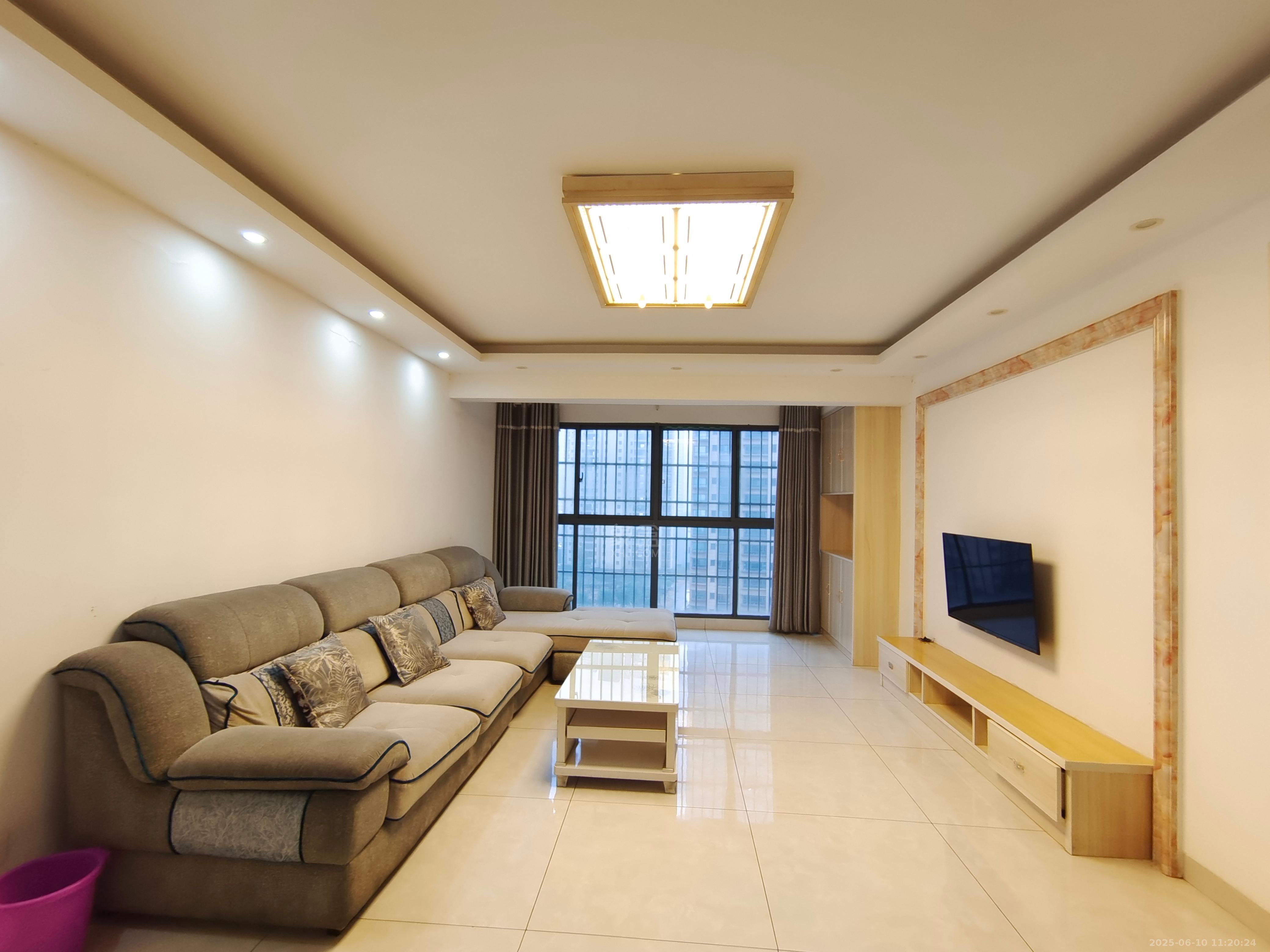 大江观邸-富基花园 3室2厅2卫 1900.0元/月 大江观邸-富基花园 3室2厅2卫 1900.0元/月室内图