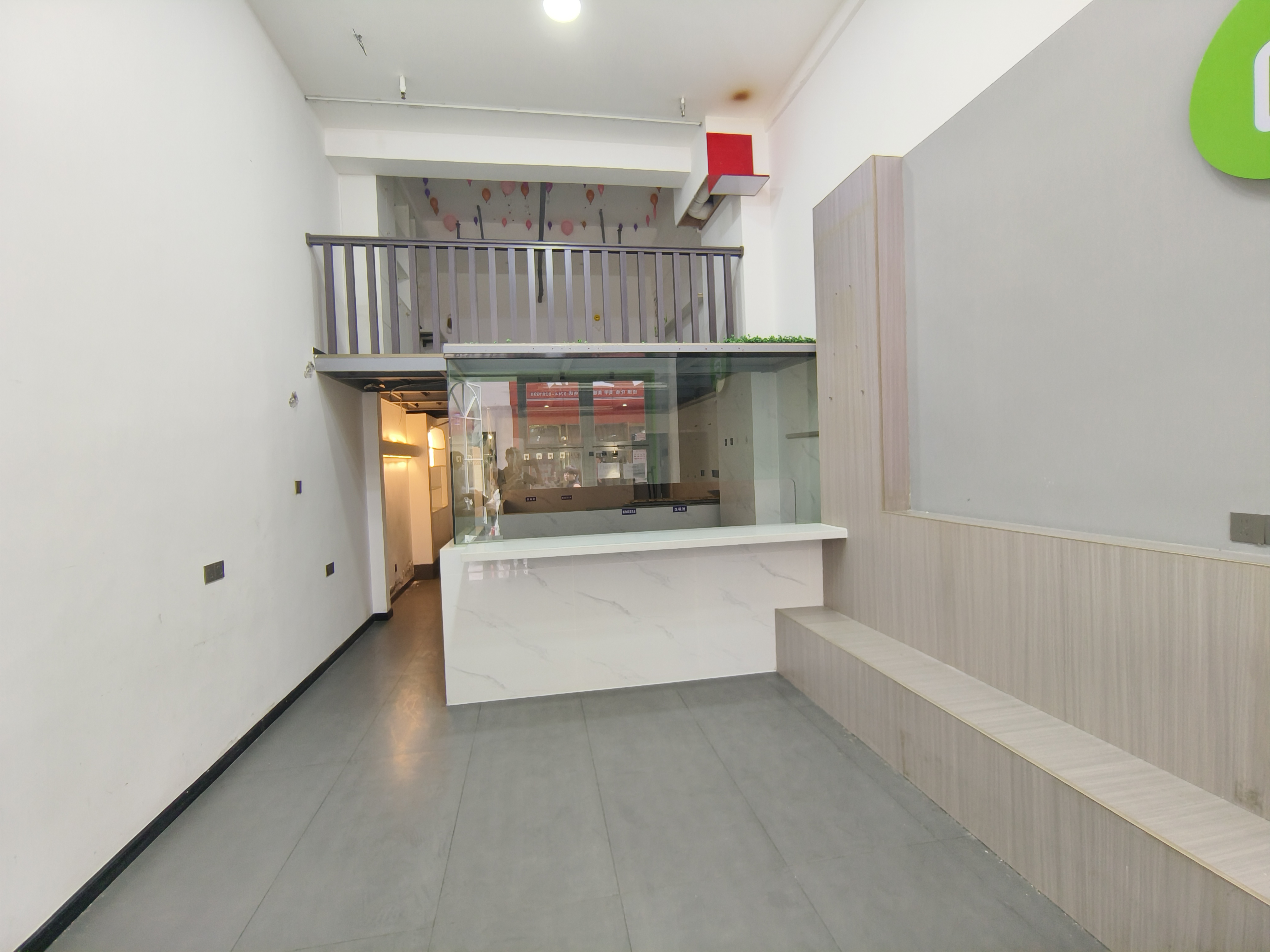 维港十字街  1室1厅0卫    69.0万 维港十字街  1室1厅0卫    69.0万客厅