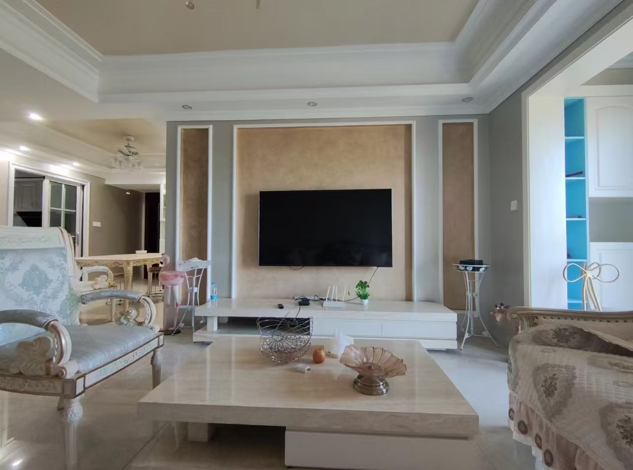 碧桂园 3室2厅2卫 2500.0元/月 碧桂园 3室2厅2卫 2500.0元/月室内图