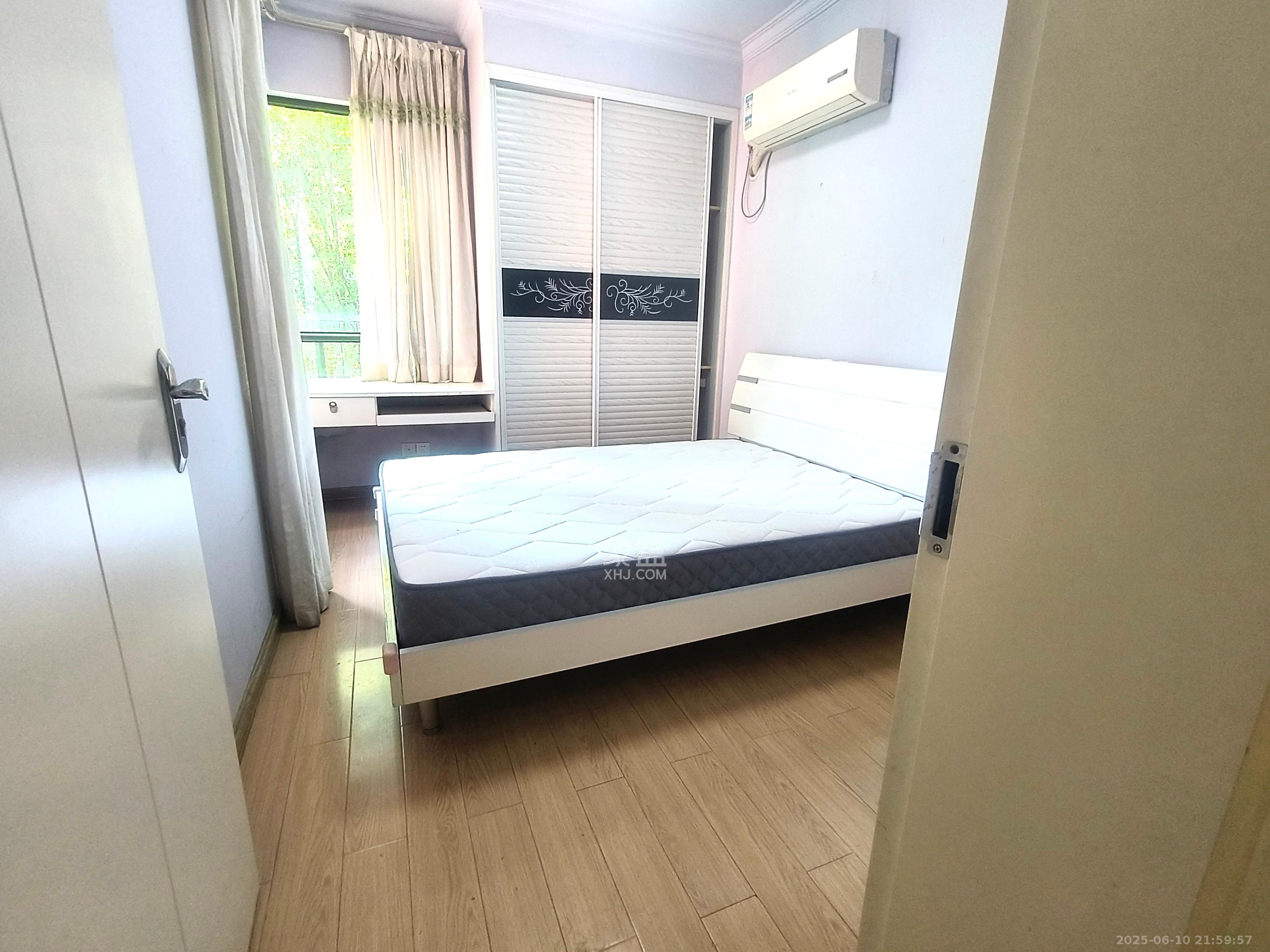 华润凤凰城二期 3室2厅1卫 1650.0元/月 华润凤凰城二期 3室2厅1卫 1650.0元/月室内图