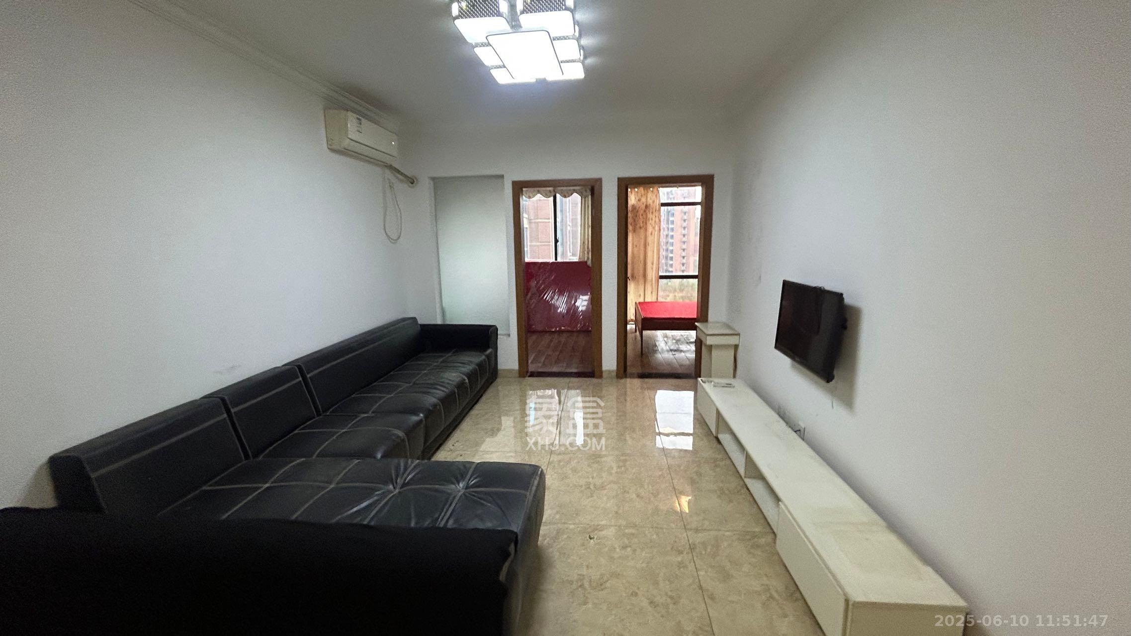 金谷豪庭 2室2厅1卫 1600.0元/月 金谷豪庭 2室2厅1卫 1600.0元/月室内图