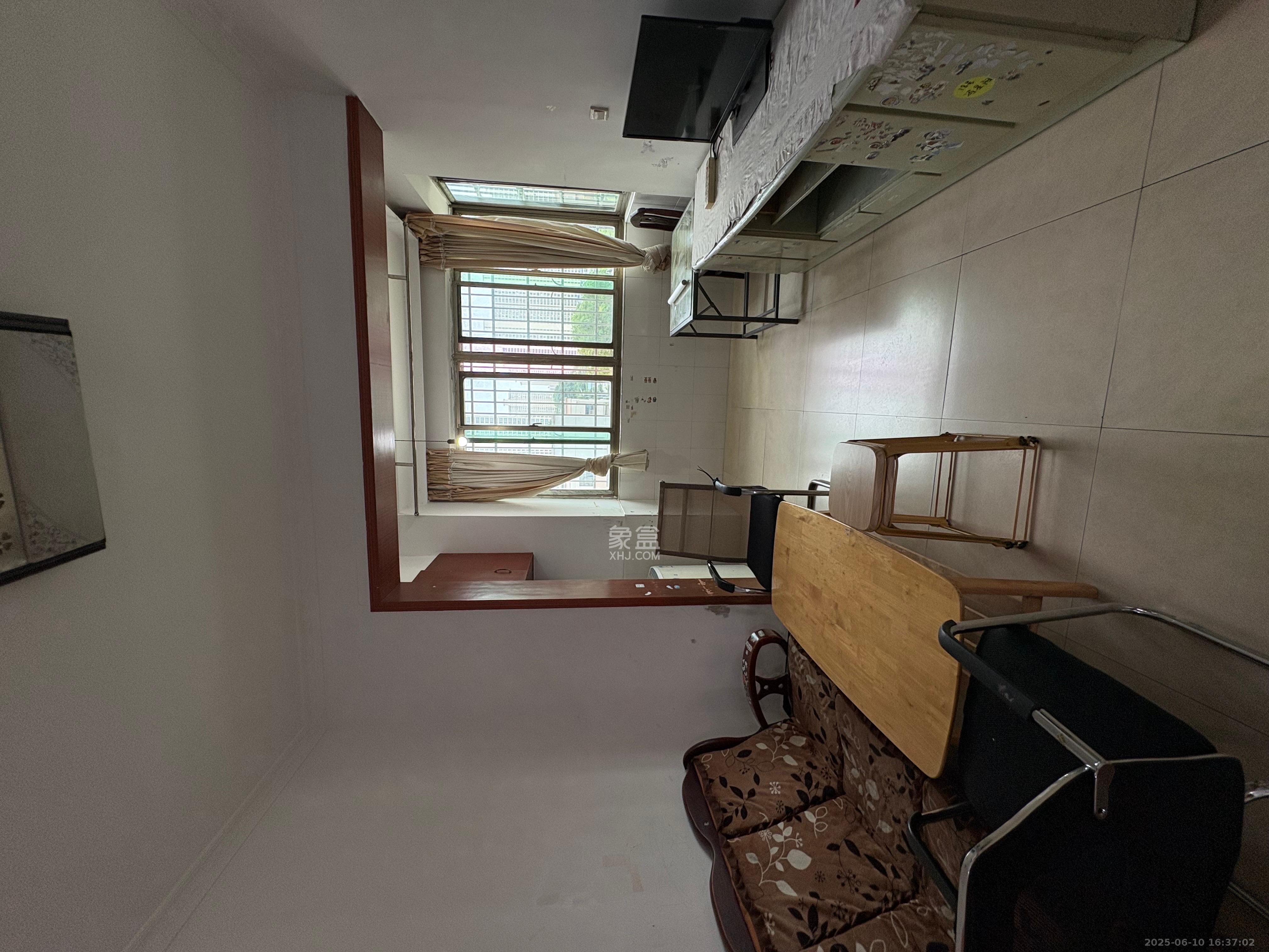 荷叶小区 2室2厅1卫 1400.00元/月 荷叶小区 2室2厅1卫 1400.00元/月室内图