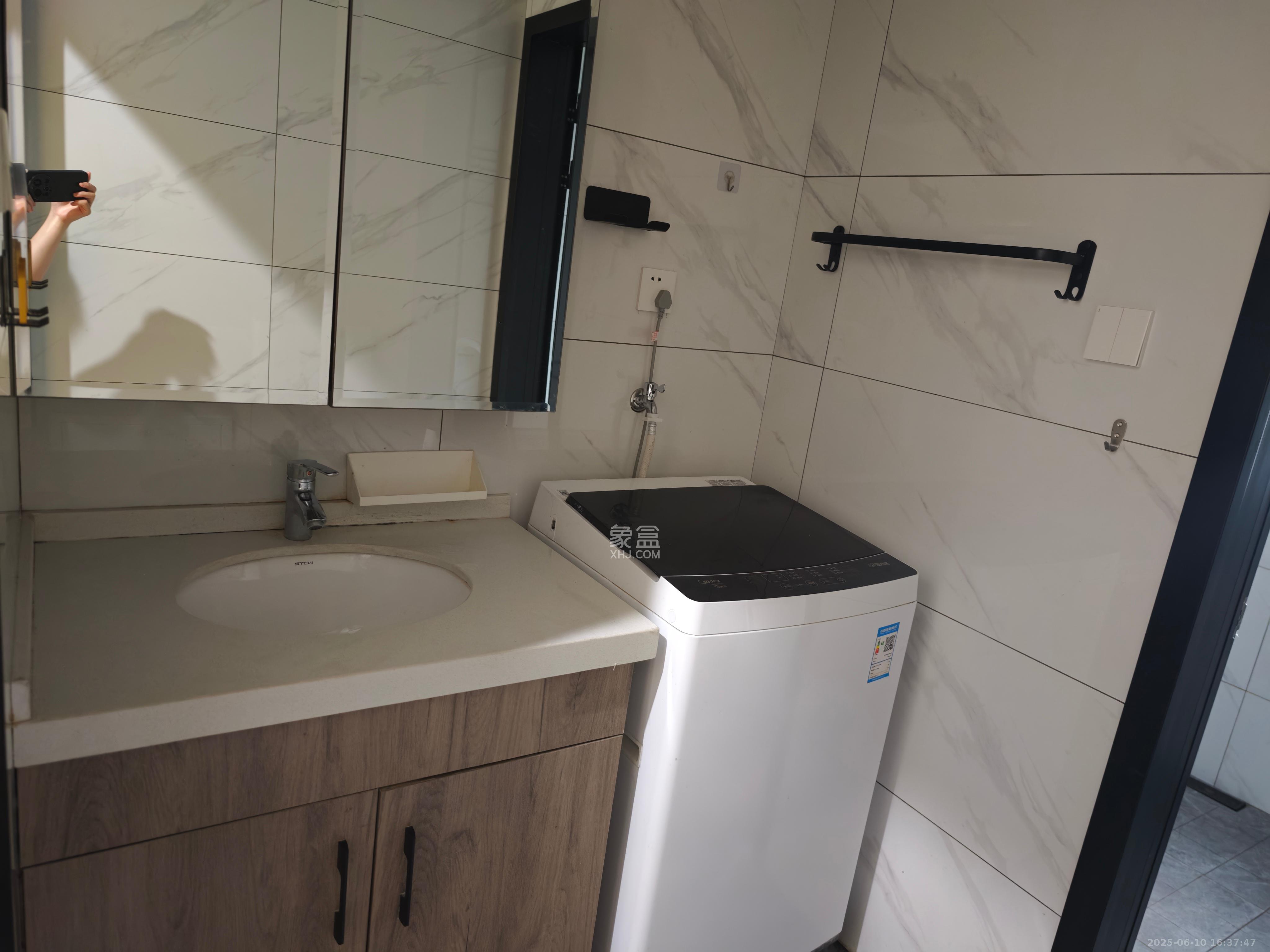 佳兆业云顶梅溪湖（佳兆业梅溪荟）  2室1厅1卫    3000.0元/月室内图