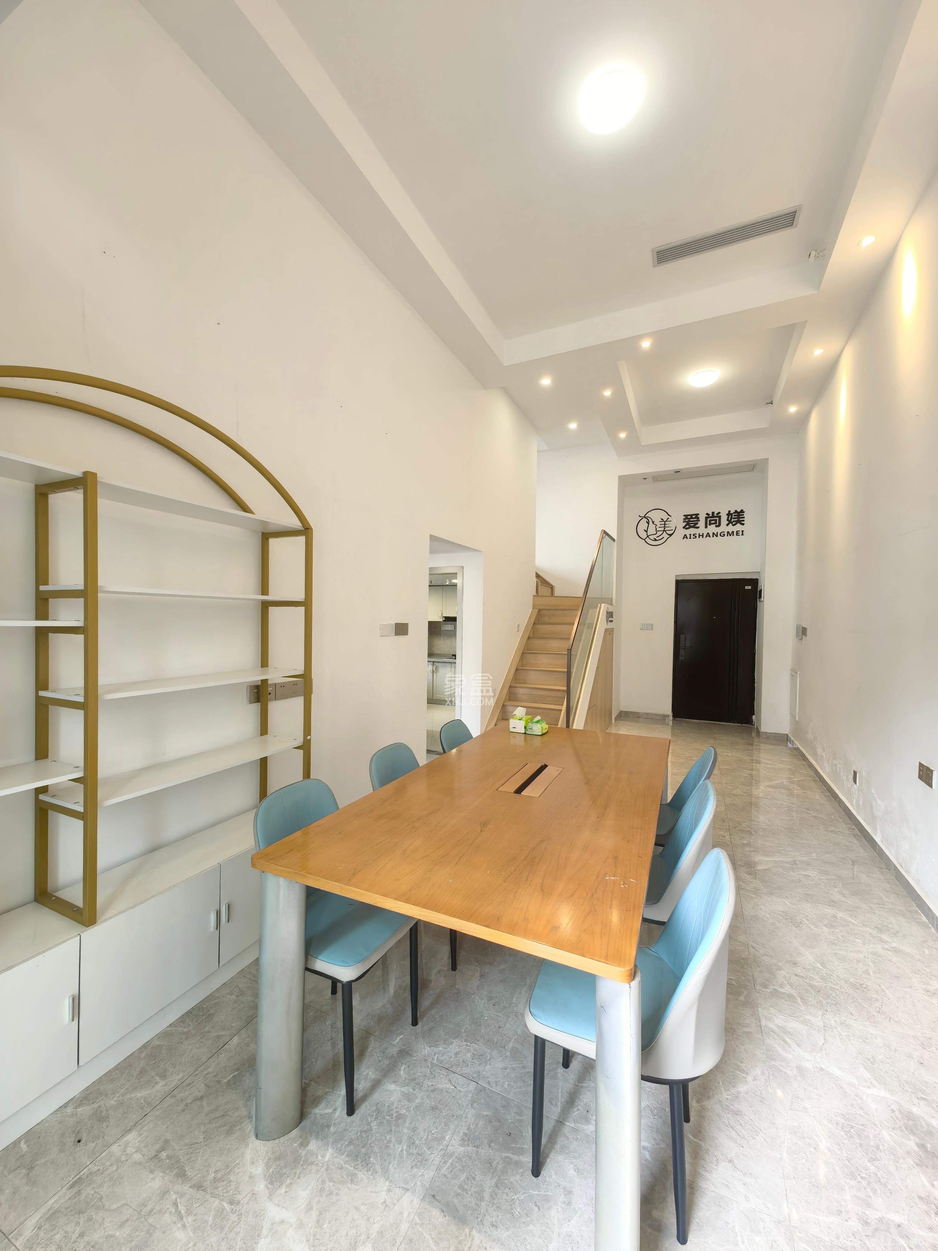 梦想新天地 2室2厅1卫 2500.0元/月 梦想新天地 2室2厅1卫 2500.0元/月室内图