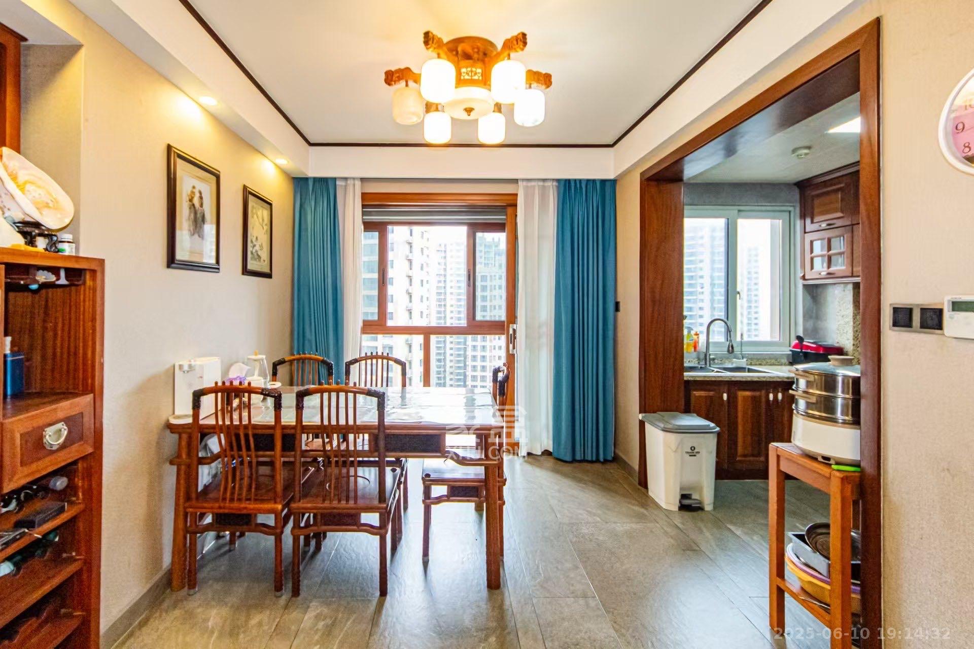 北辰三角洲E6区  4室2厅2卫    6800.0元/月 北辰三角洲E6区  4室2厅2卫    6800.0元/月室内图