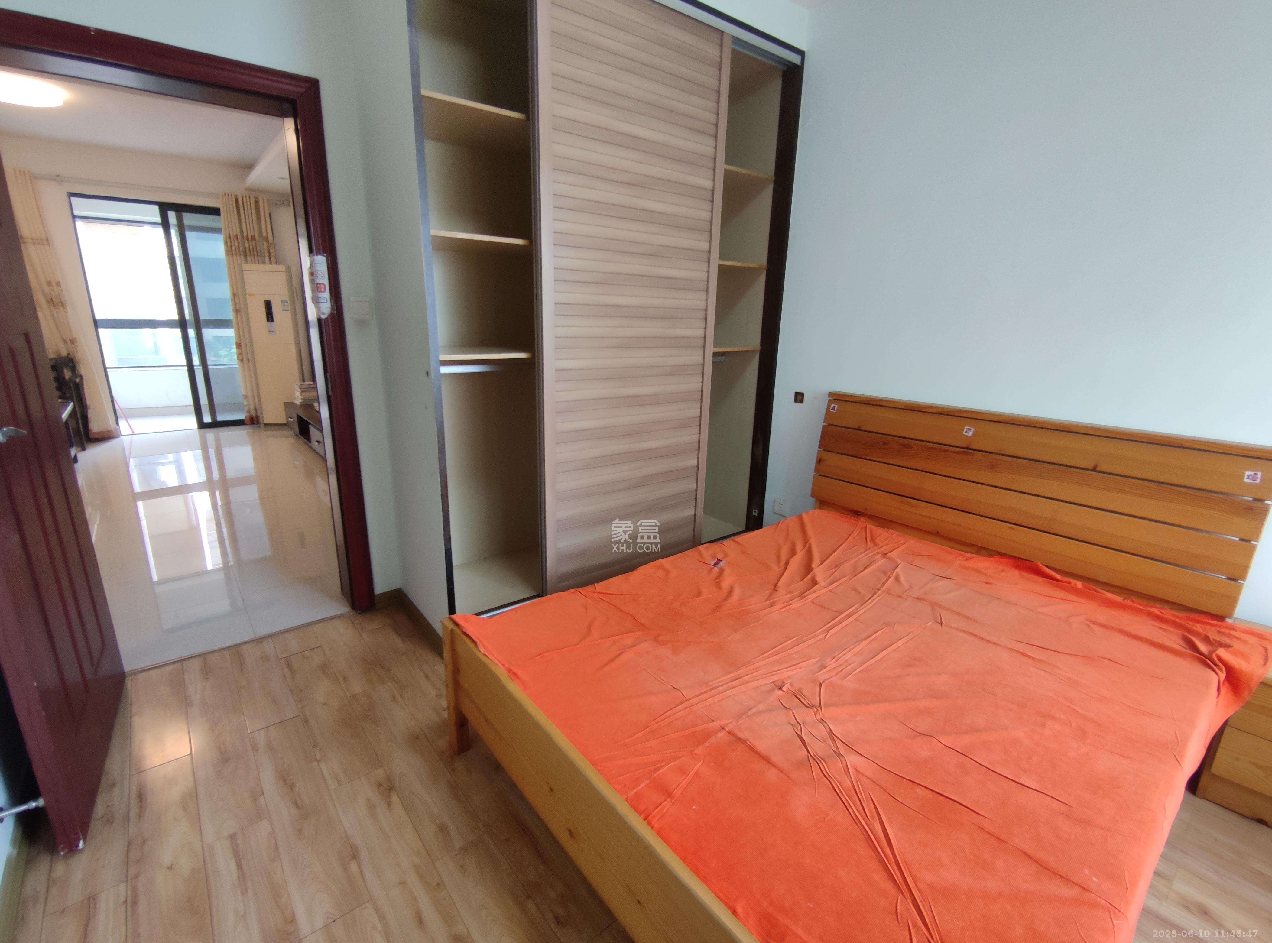 长房时代城 2室2厅1卫 2500.0元/月 长房时代城 2室2厅1卫 2500.0元/月室内图