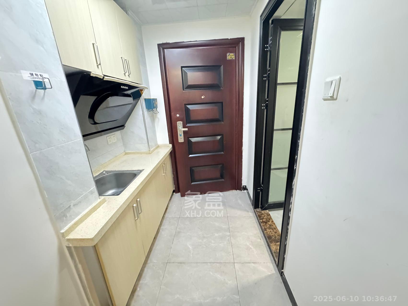 创世纪广场 1室1厅1卫 1500.0元/月 创世纪广场 1室1厅1卫 1500.0元/月室内图