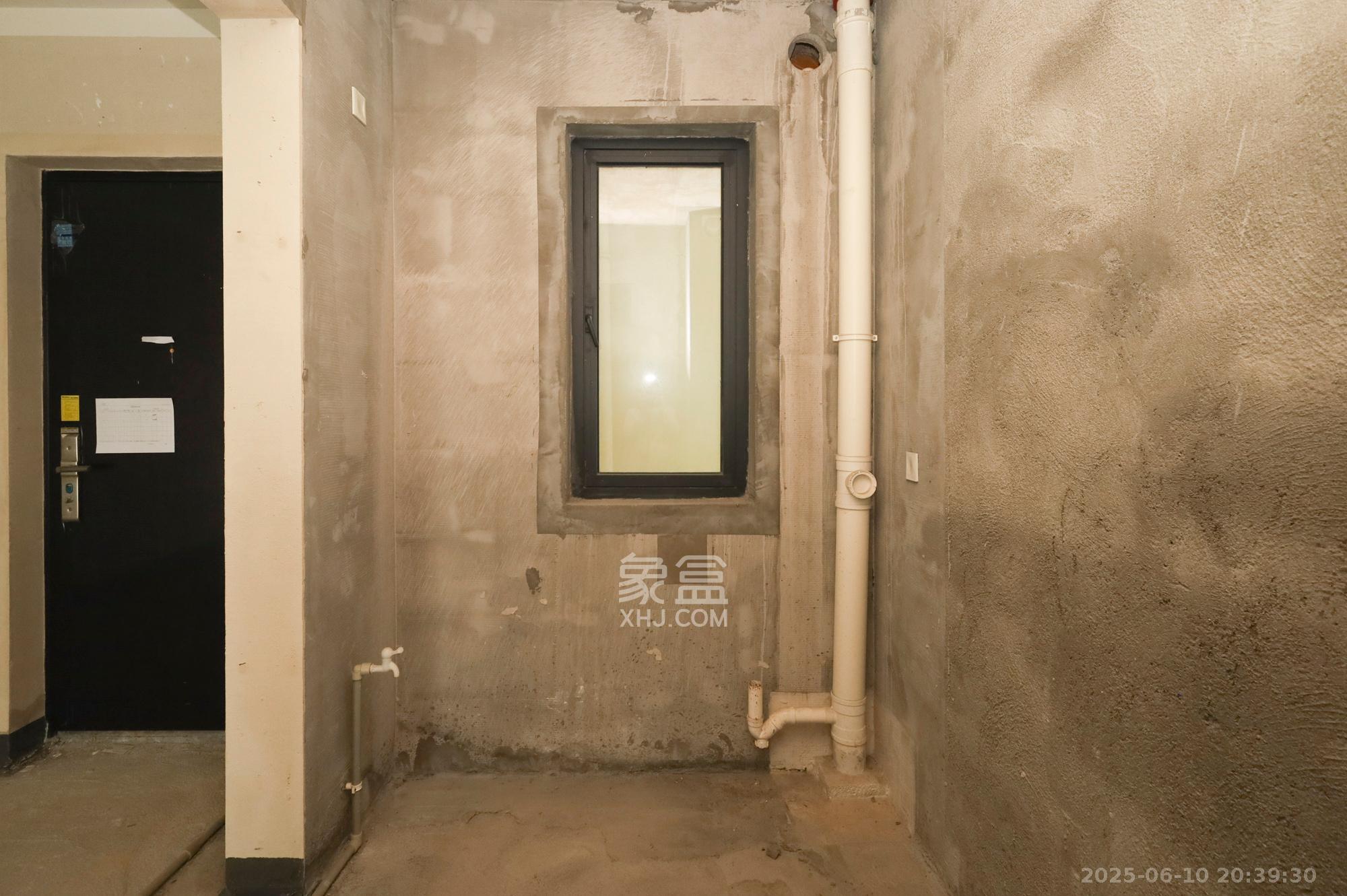 长沙融创城 3室1厅1卫 55.0万 长沙融创城 3室1厅1卫 55.0万厨房