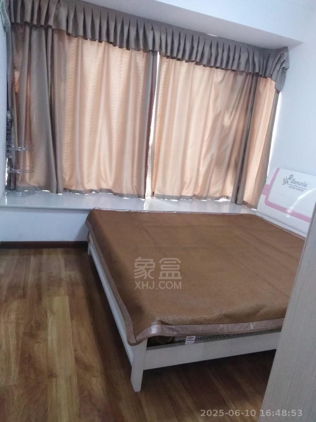 金轮翡翠名园 3室2厅1卫 1700.0元/月 金轮翡翠名园 3室2厅1卫 1700.0元/月室内图