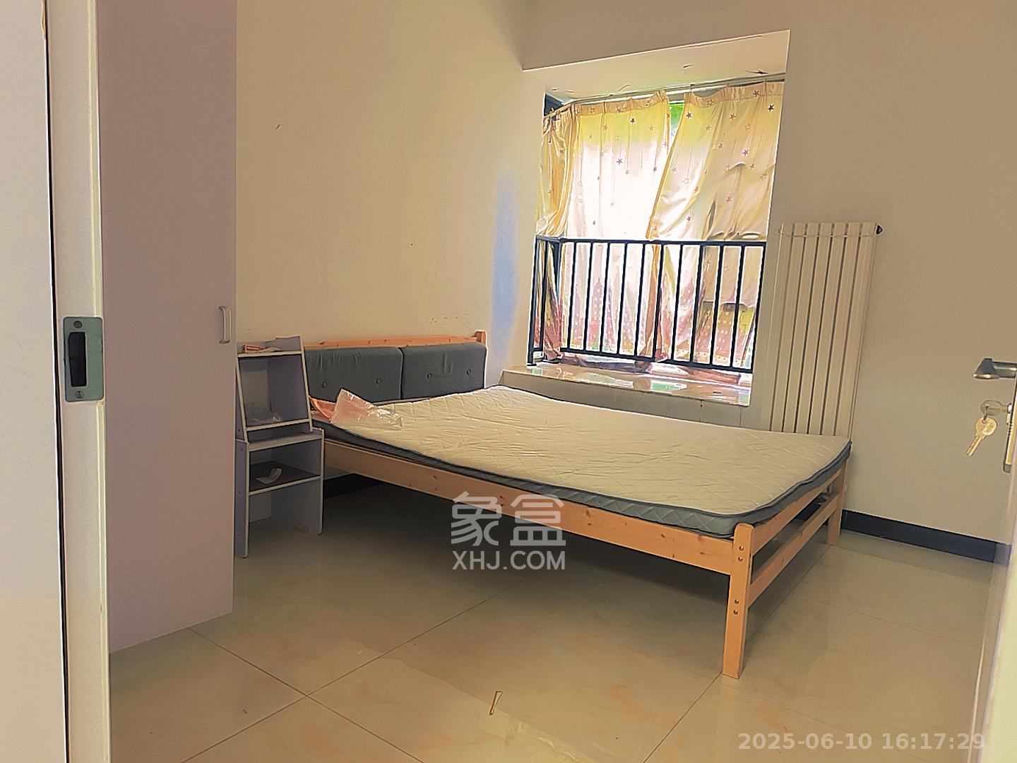 怡海星城 2室2厅1卫 1600.0元/月 怡海星城 2室2厅1卫 1600.0元/月室内图