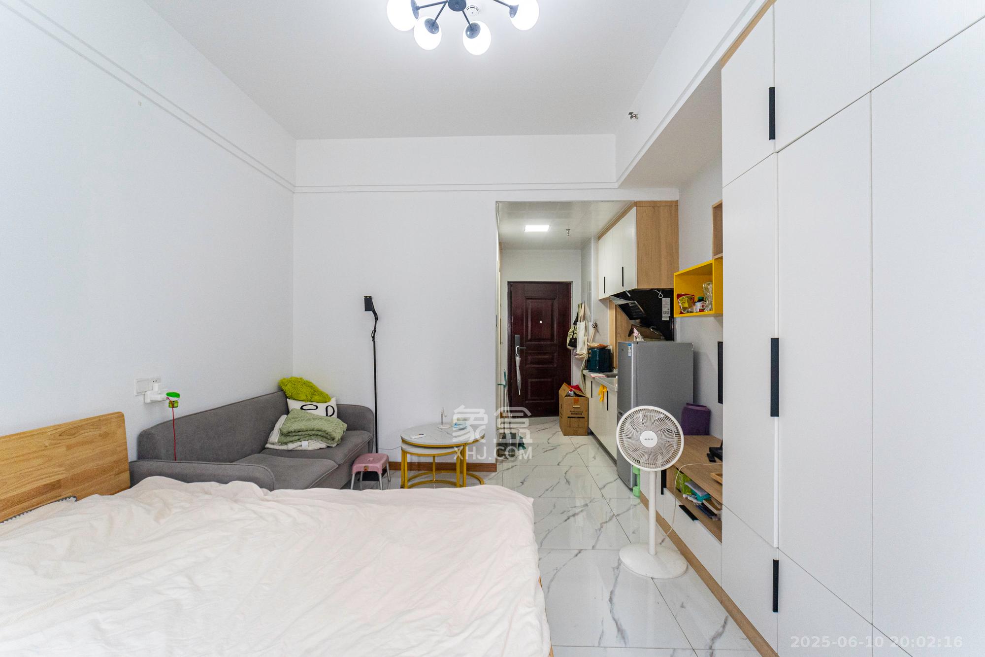 中建悦和城  1室1厅1卫    25.0万 中建悦和城  1室1厅1卫    25.0万卧室