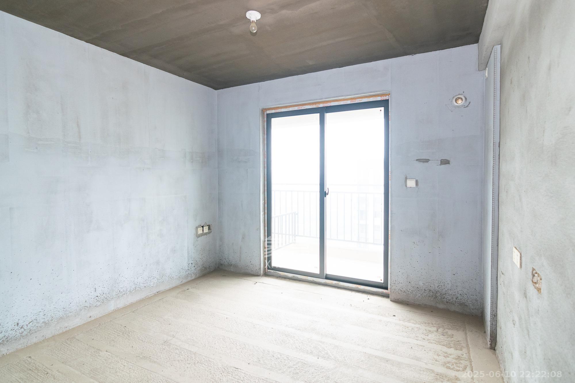 澳海望洲府  3室2厅2卫    72.0万 澳海望洲府  3室2厅2卫    72.0万卧室