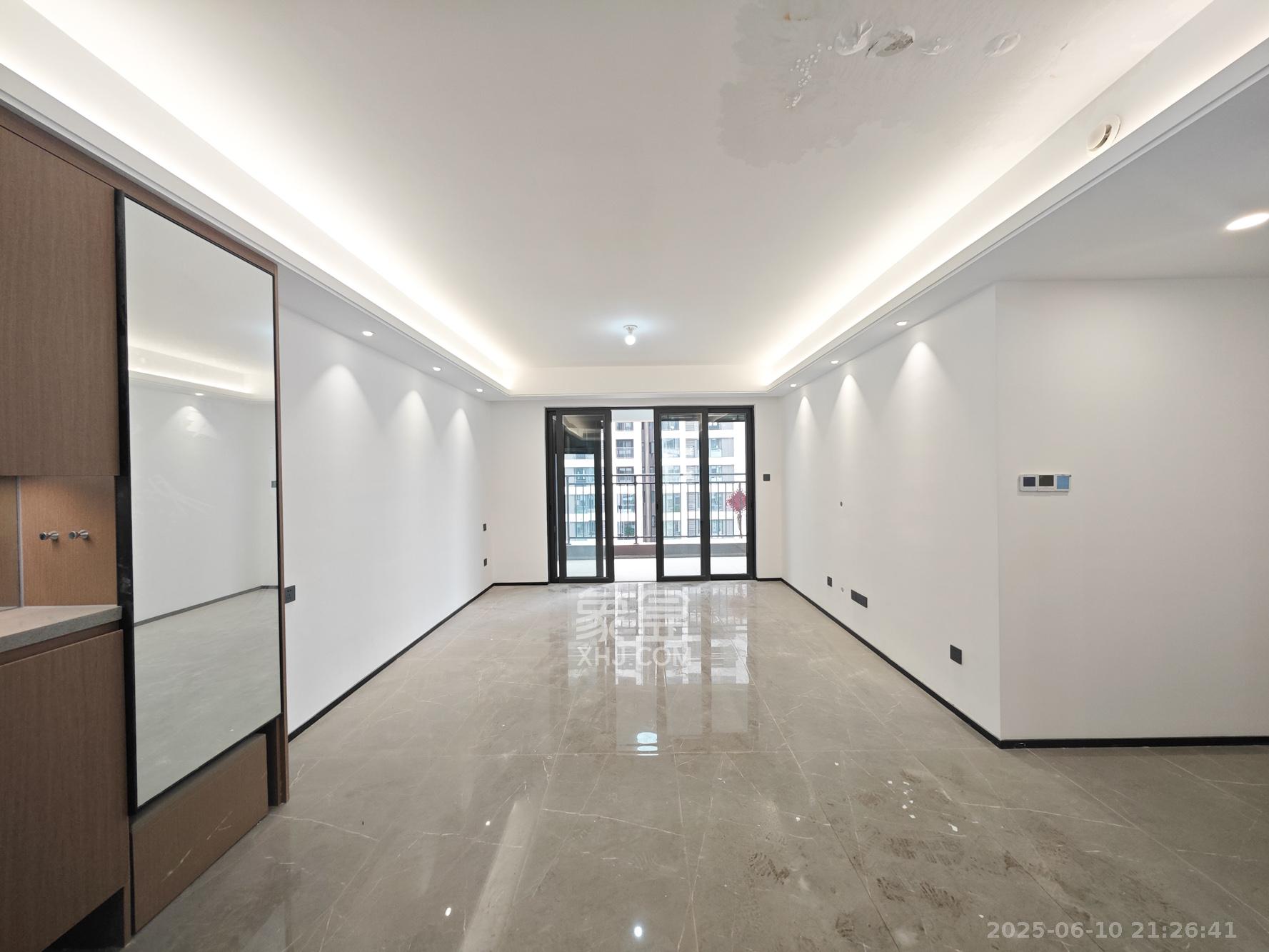 金地都会风華  4室2厅2卫    150.0万 金地都会风華  4室2厅2卫    150.0万