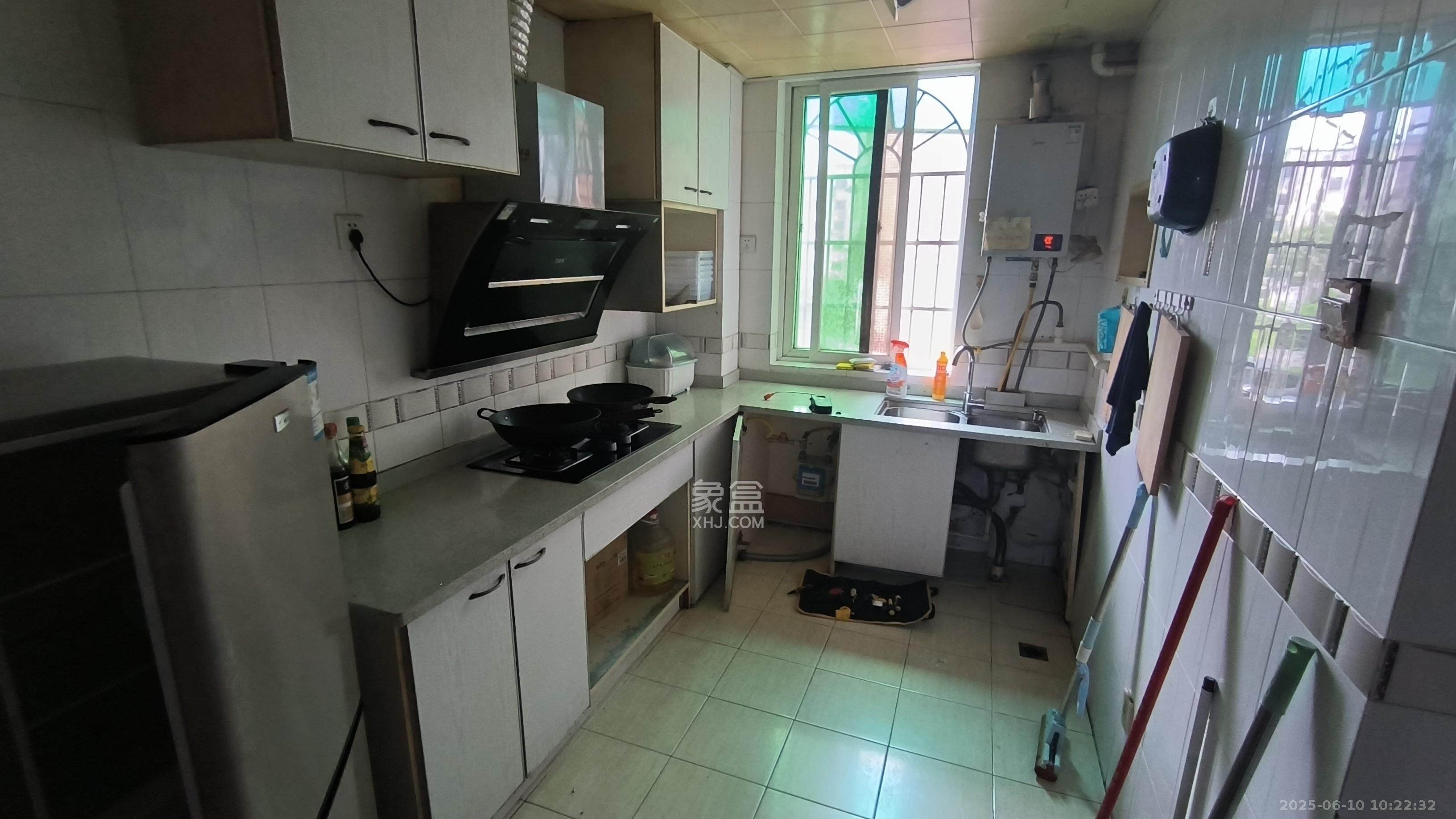 宝庆金都 6室2厅1卫 980.0元/月 宝庆金都 6室2厅1卫 980.0元/月室内图