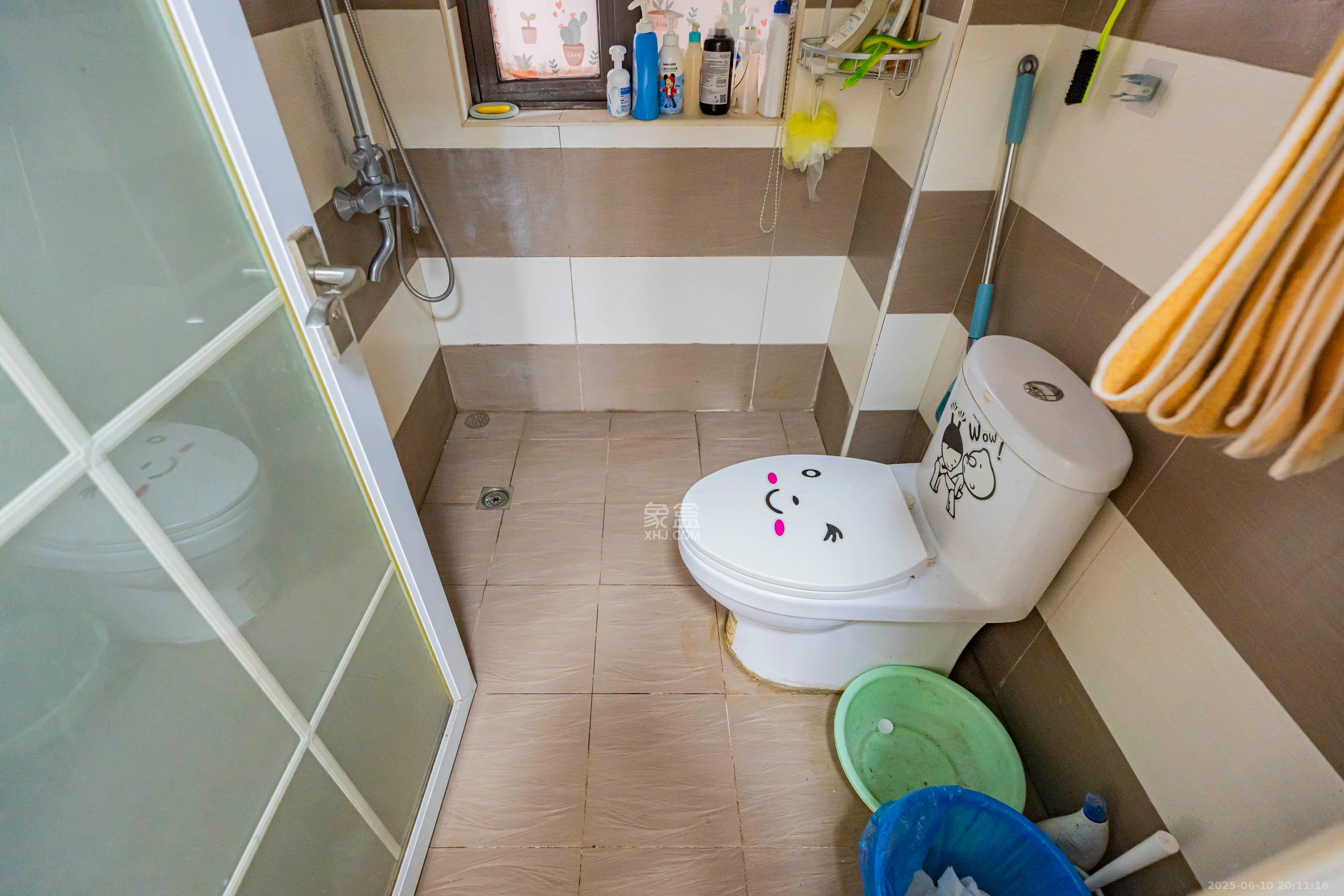 海洋半岛(月珑湾)  3室2厅1卫    80.0万 海洋半岛(月珑湾)  3室2厅1卫    80.0万卫生间