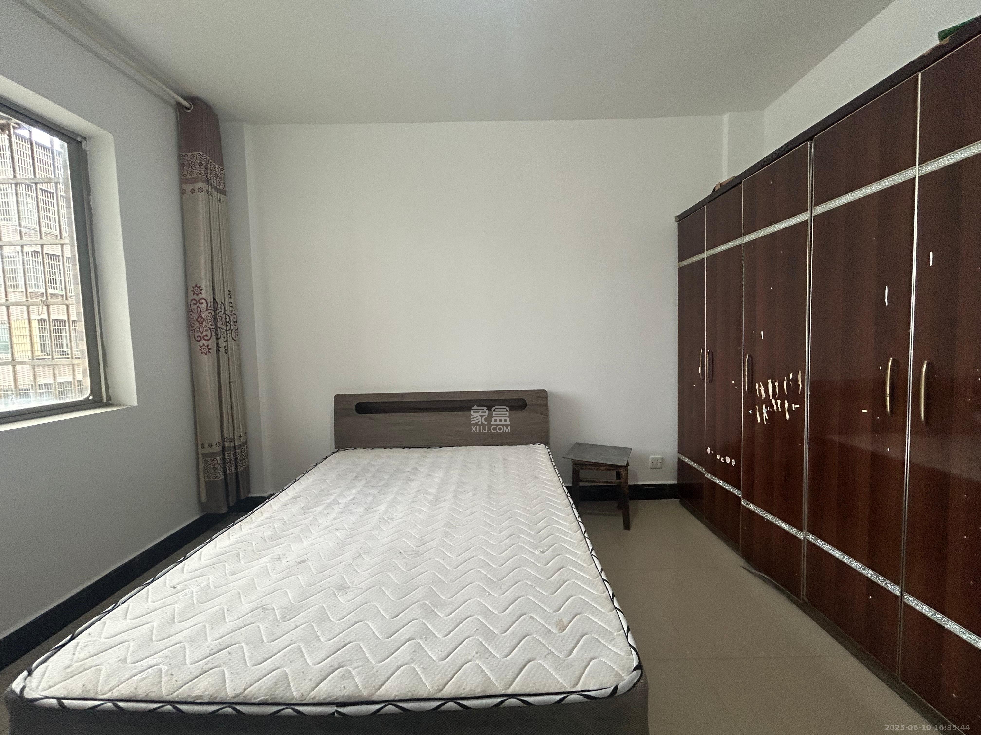 杉木村安置小区 1室0厅0卫 1700.0元/月 杉木村安置小区 1室0厅0卫 1700.0元/月室内图