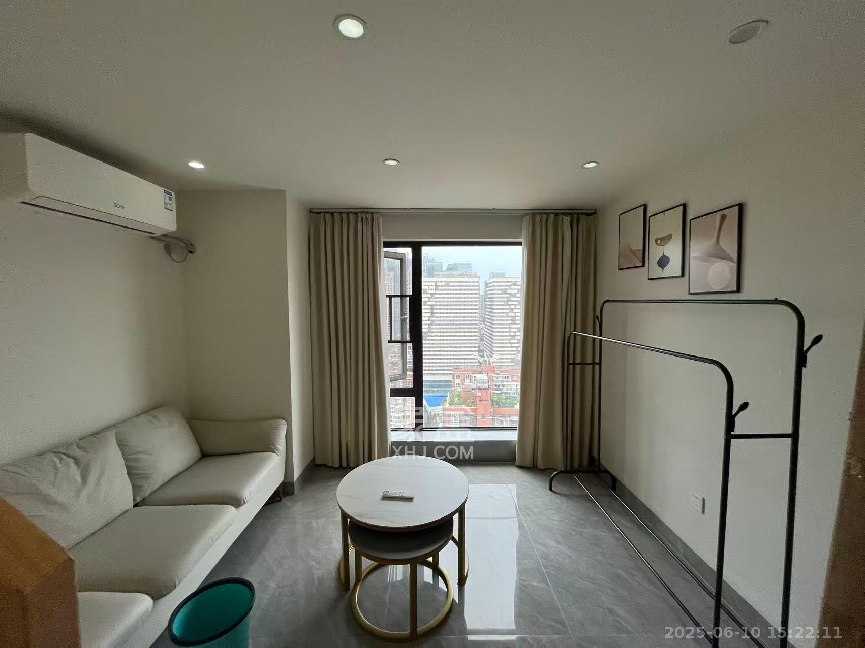 卓越江岸 1室0厅0卫 2600.0元/月 卓越江岸 1室0厅0卫 2600.0元/月室内图