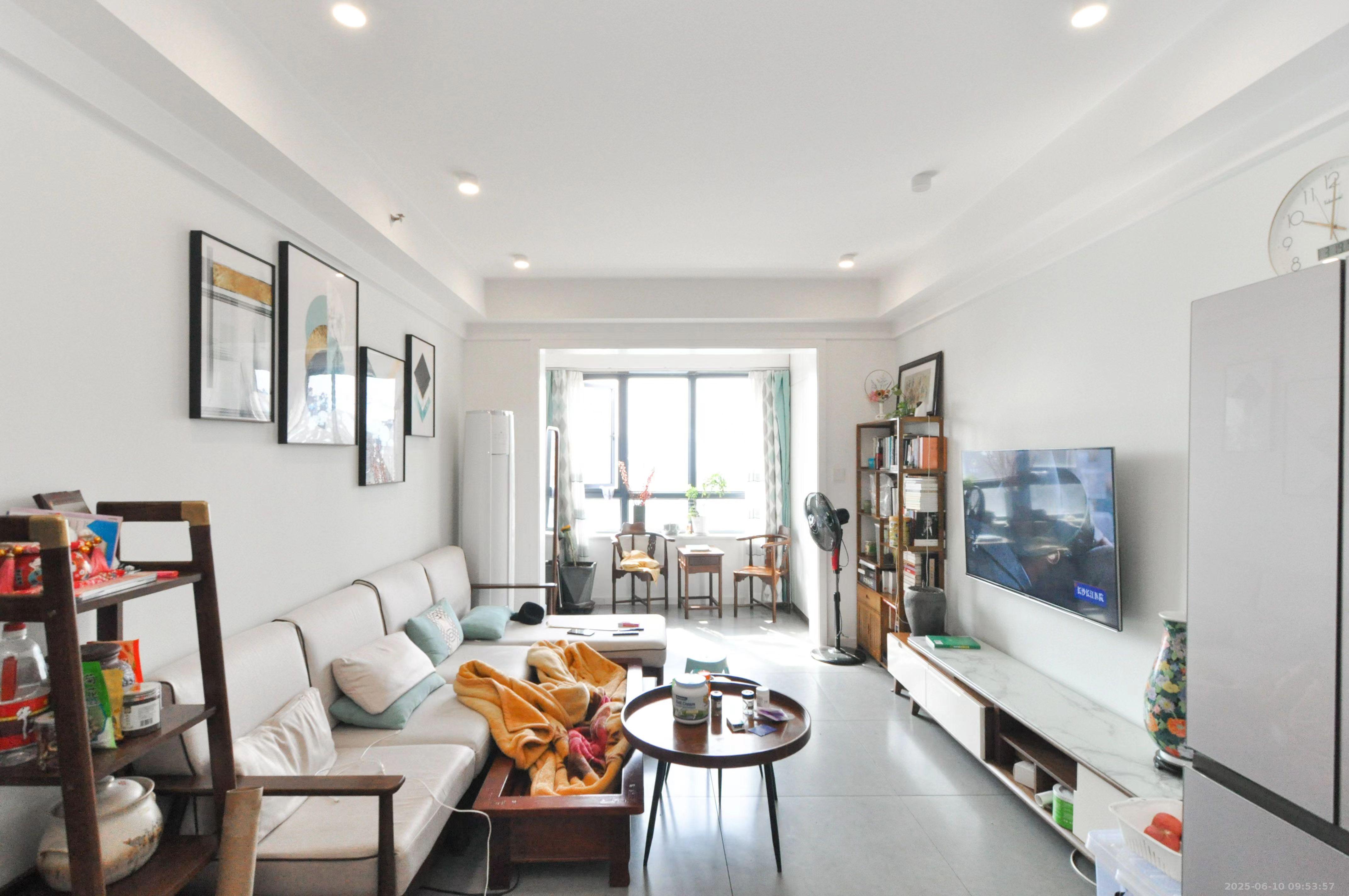 中建梅溪湖中心 3室2厅1卫 3500.0元/月 中建梅溪湖中心 3室2厅1卫 3500.0元/月室内图