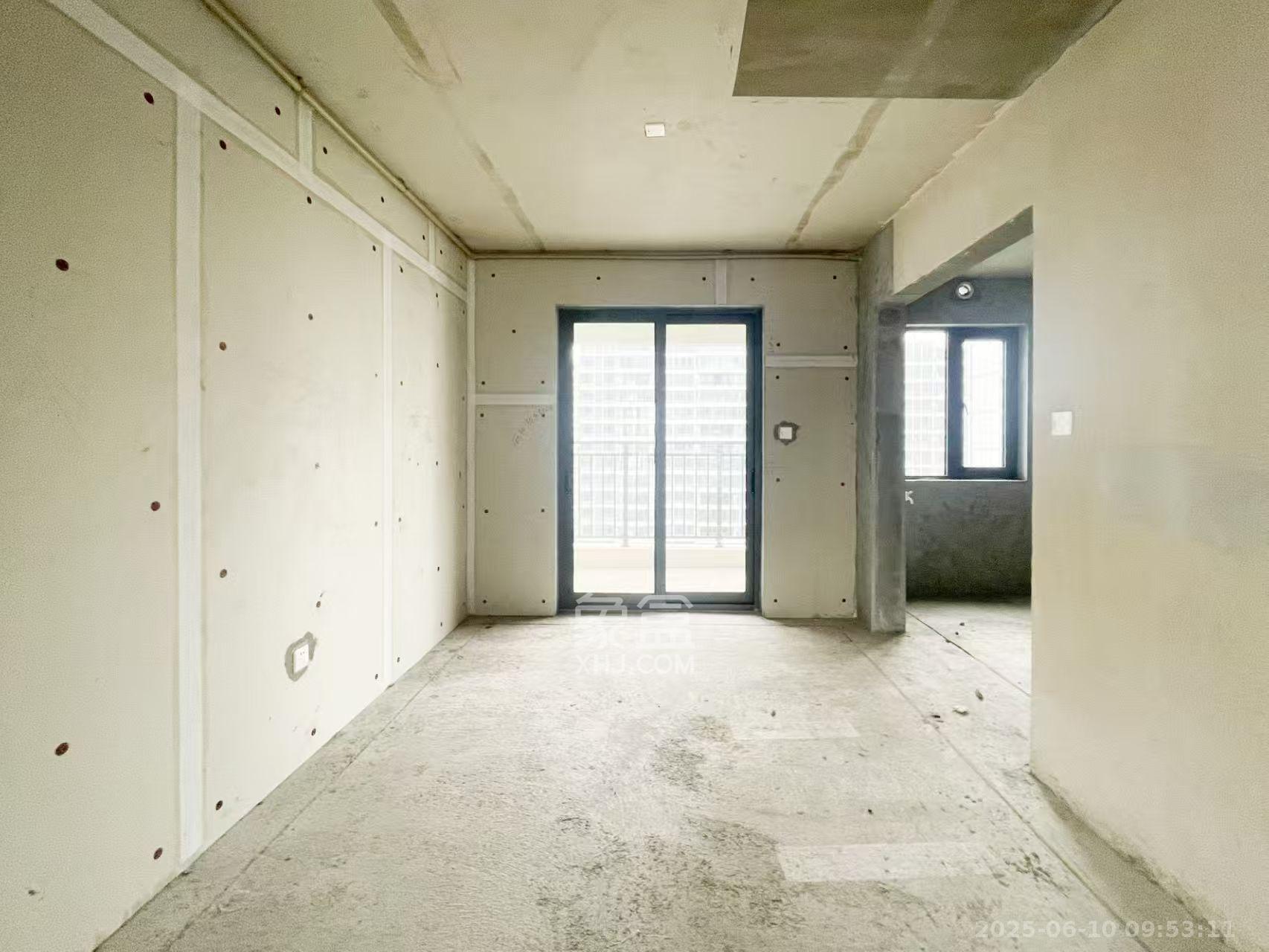 长沙北中心保利时代B区 4室2厅2卫 1500.0元/月 长沙北中心保利时代B区 4室2厅2卫 1500.0元/月室内图