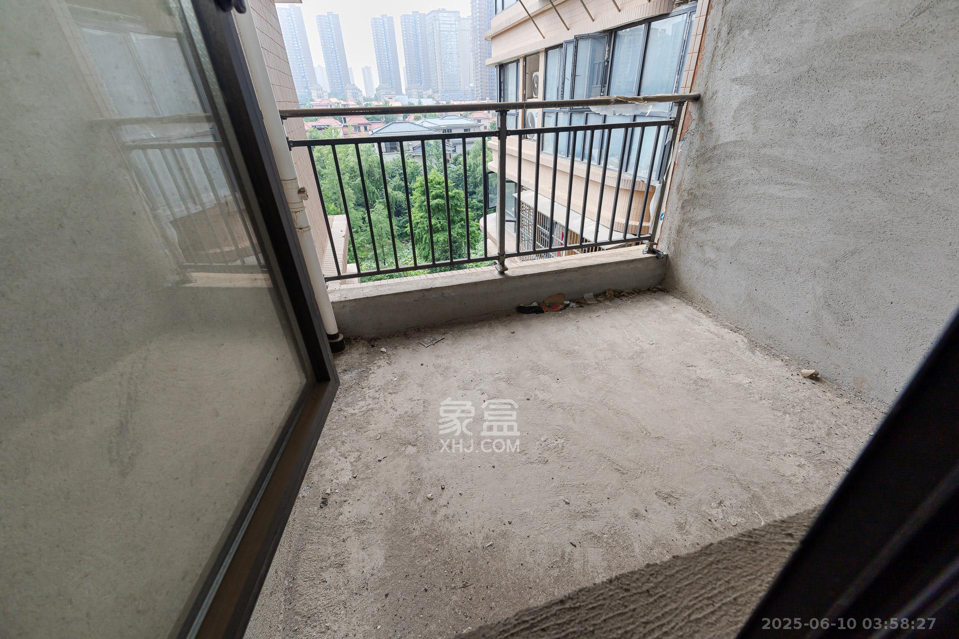 润和之悦(金泽园) 3室2厅1卫 62.0万 润和之悦(金泽园) 3室2厅1卫 62.0万卧室