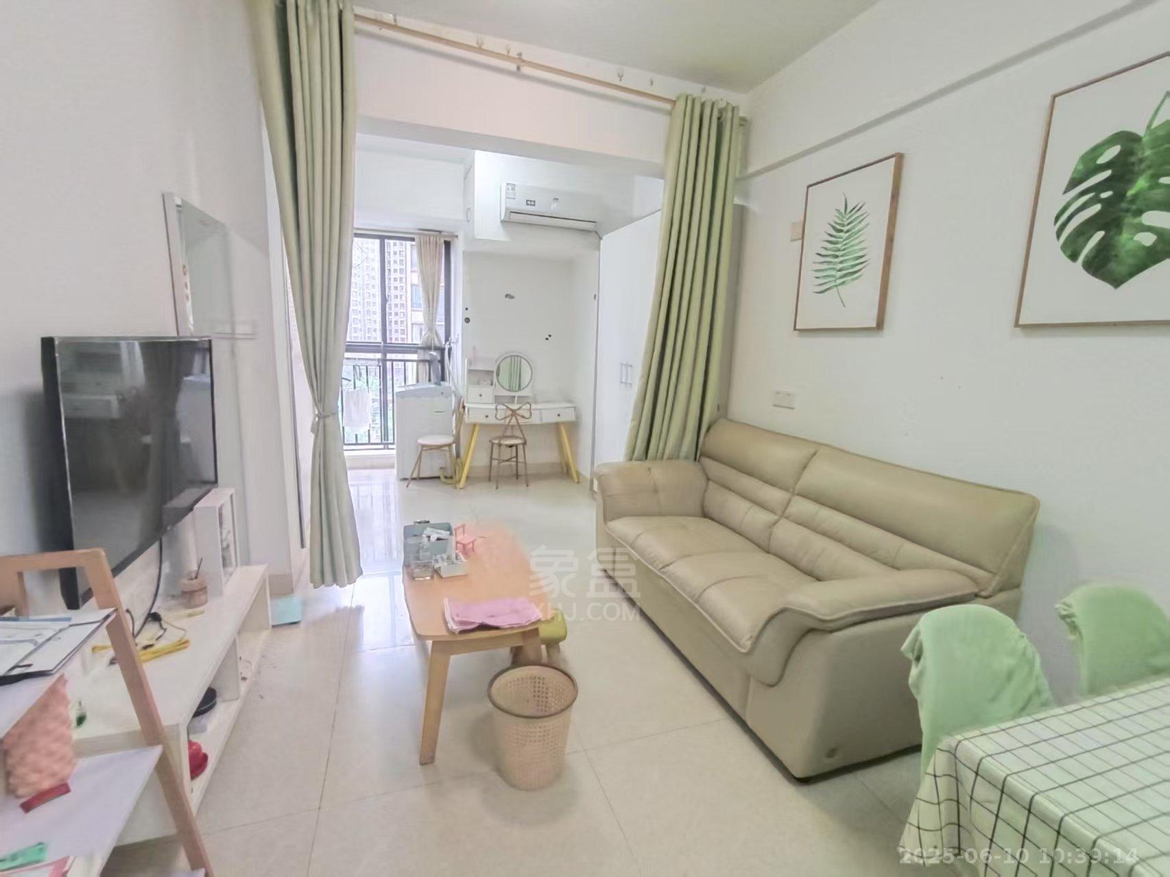 中建御山和苑  1室1厅1卫   1900.00元/月室内图1