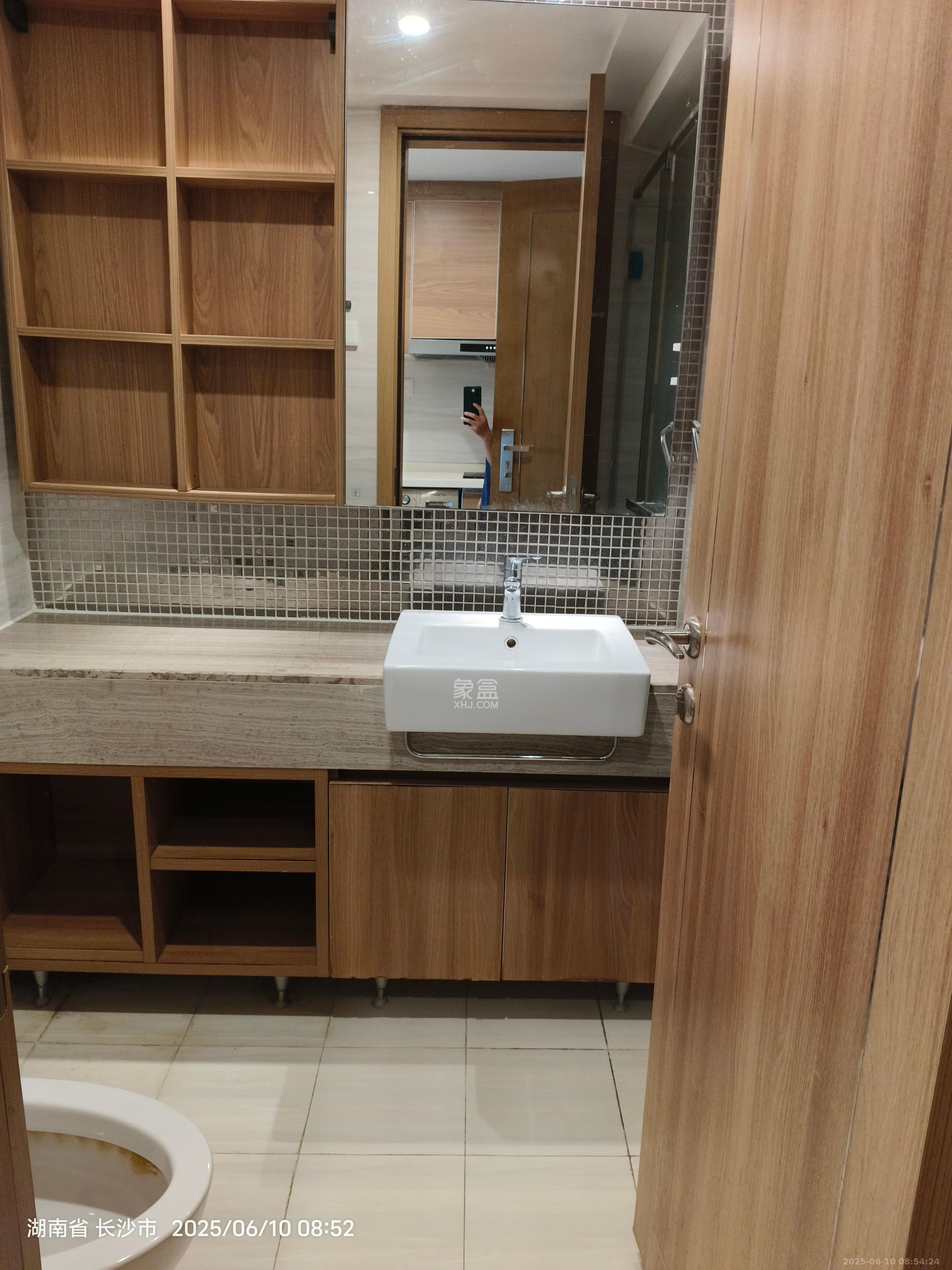 恒大翡翠华庭  1室1厅1卫    1000.0元/月室内图
