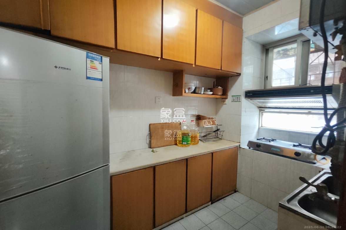 湘绣研究所南院  2室1厅1卫    1800.0元/月 湘绣研究所南院  2室1厅1卫    1800.0元/月室内图