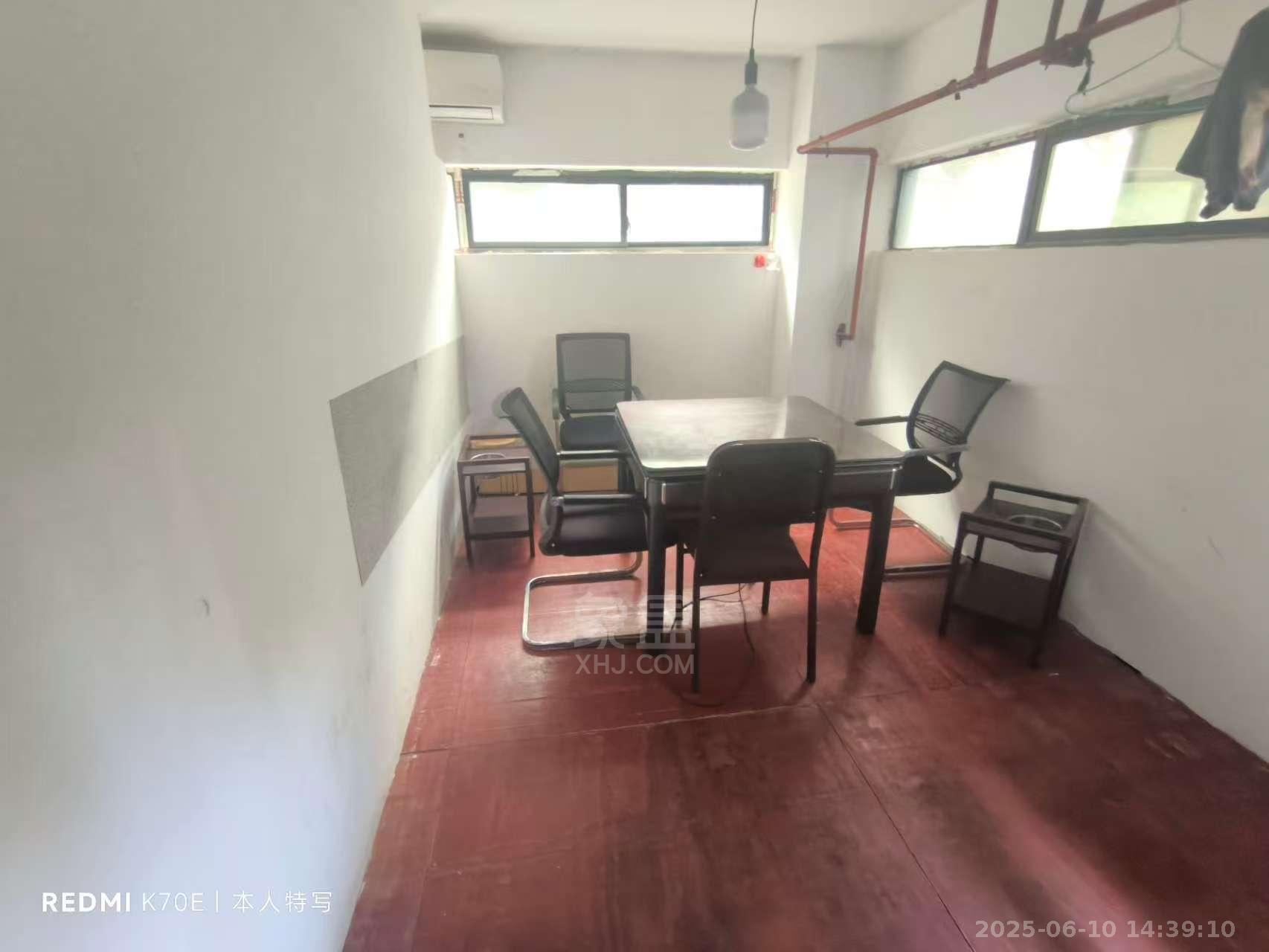 亿都漫城 1室0厅0卫 2100.0元/月 亿都漫城 1室0厅0卫 2100.0元/月户型图