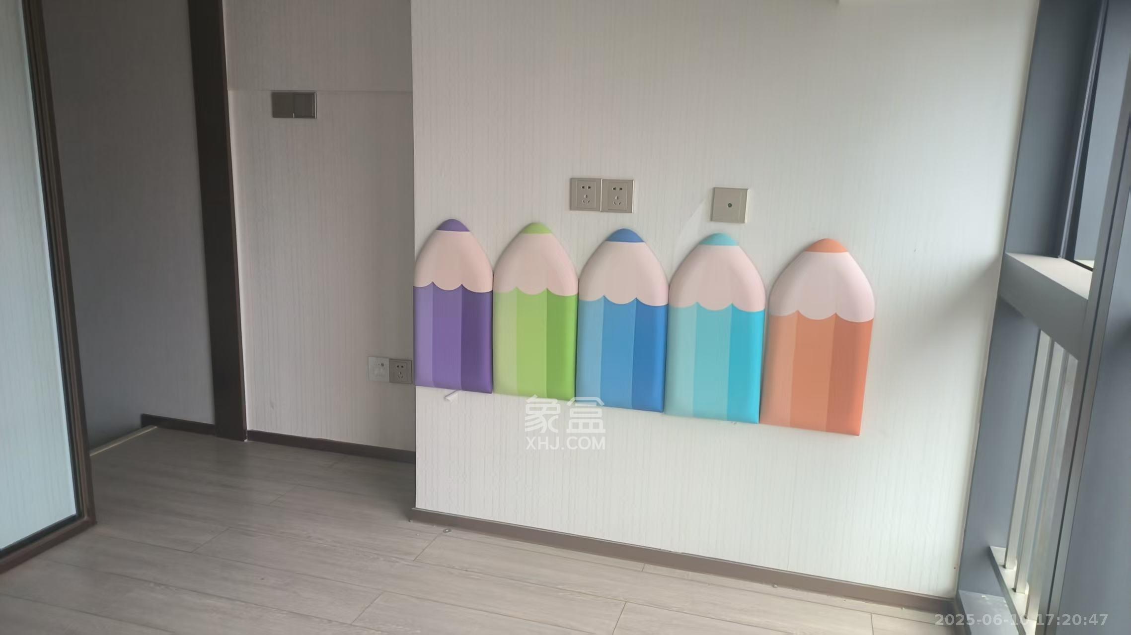 华远华时代  2室1厅1卫   2800.00元/月室内图