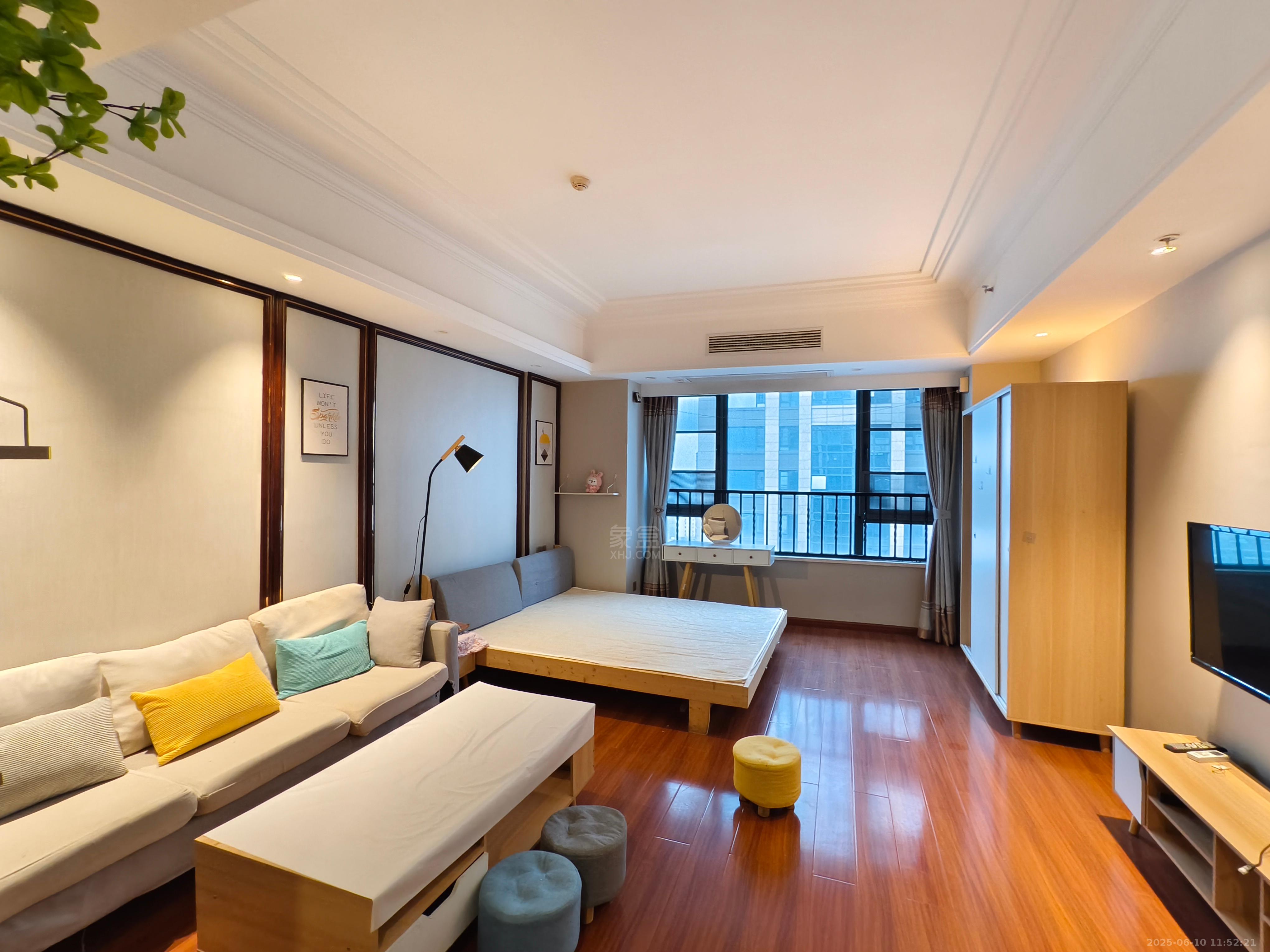 湘江公馆 1室1厅1卫 1600.0元/月 湘江公馆 1室1厅1卫 1600.0元/月室内图