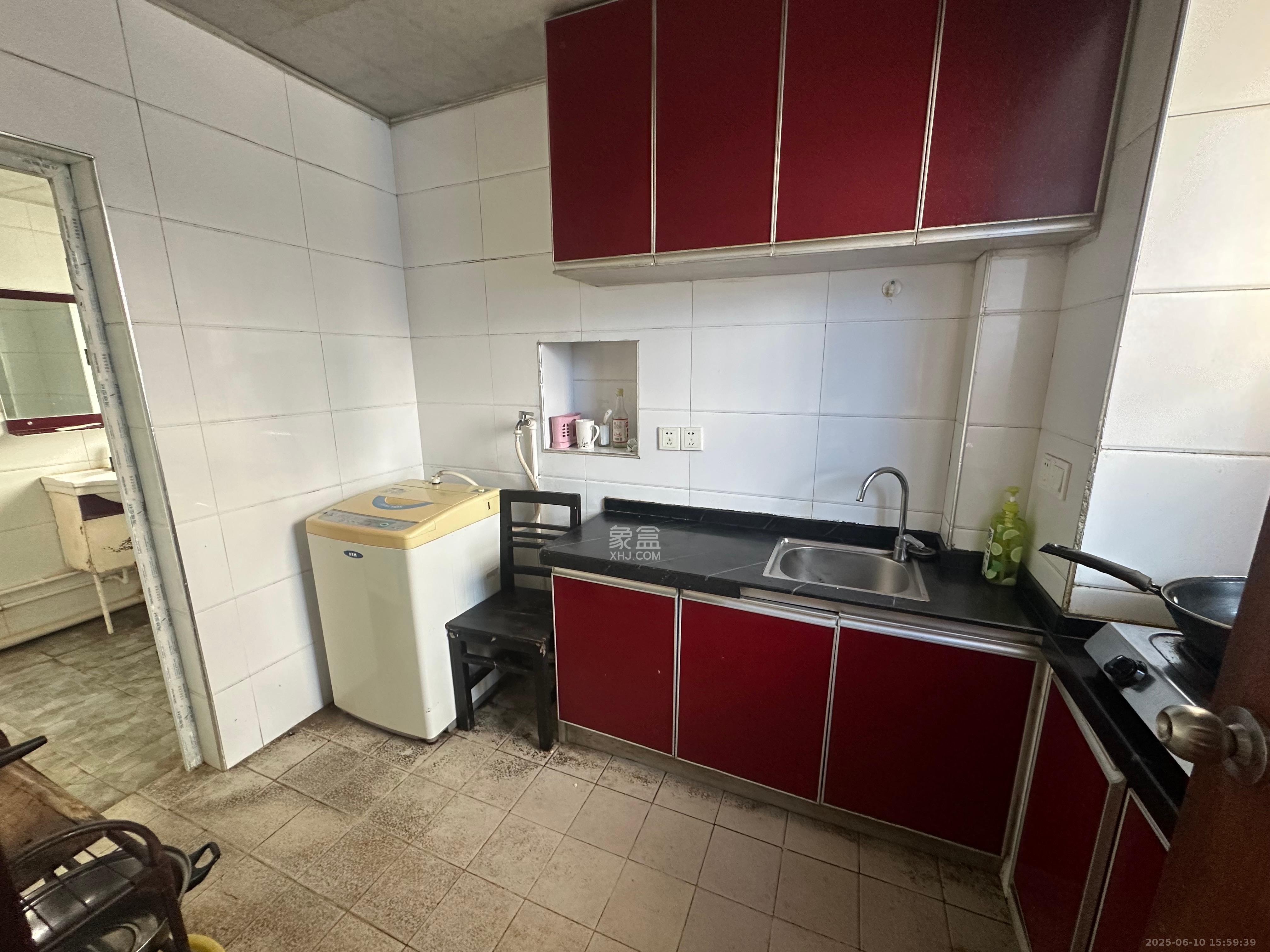 吴家坪散盘 2室1厅1卫 2200.0元/月 吴家坪散盘 2室1厅1卫 2200.0元/月室内图