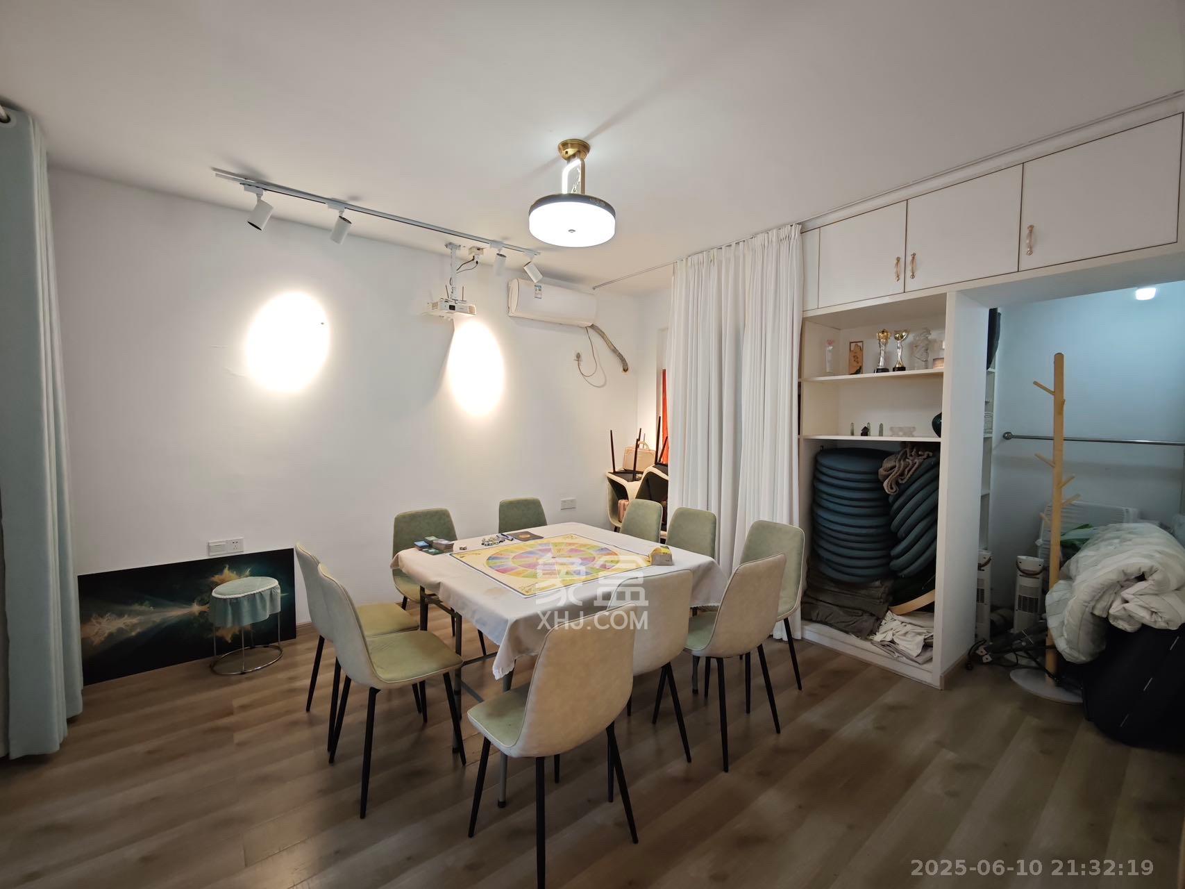 中惠锦堂 4室2厅2卫 3500.0元/月 中惠锦堂 4室2厅2卫 3500.0元/月室内图