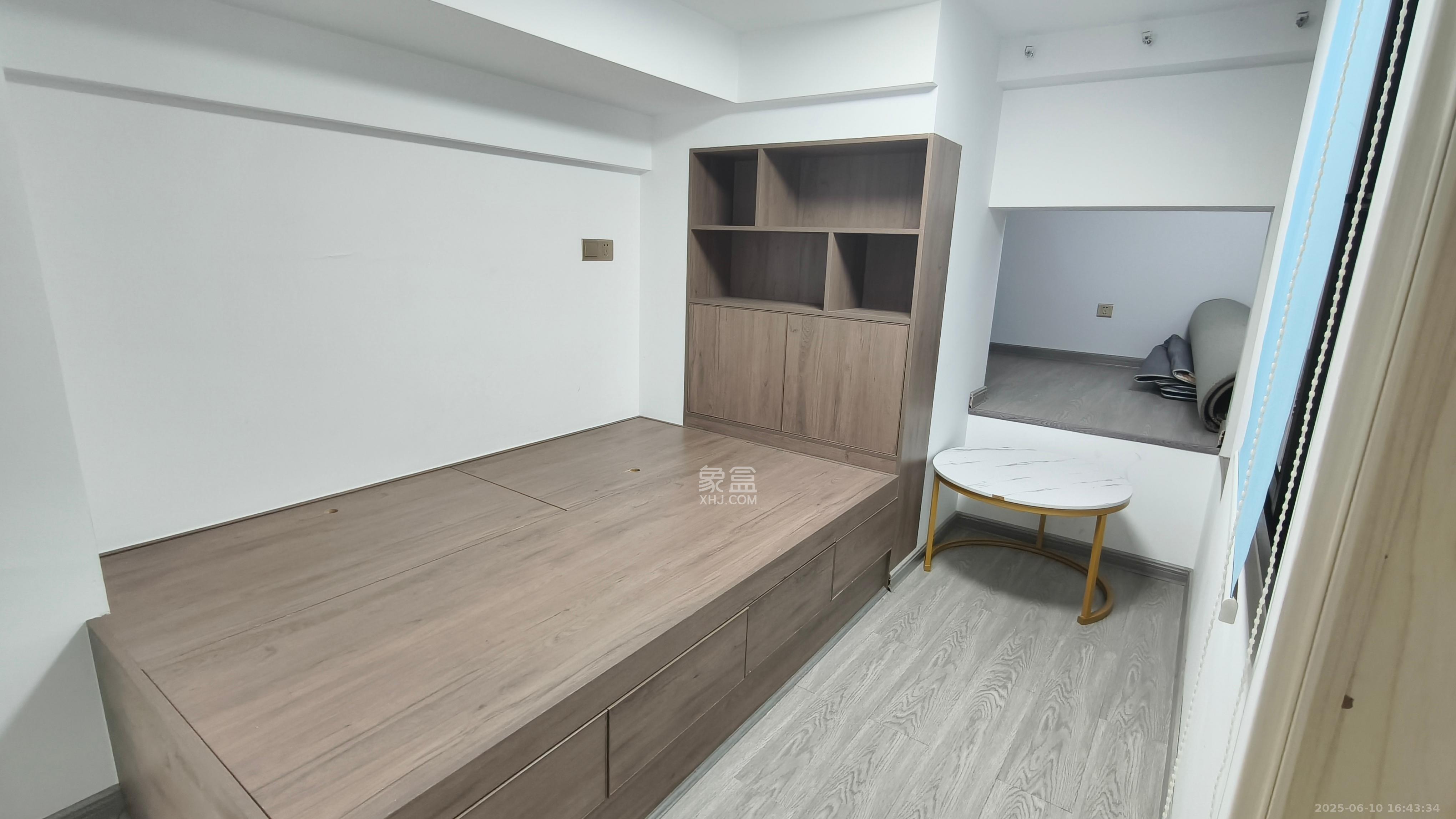 弘坤云寓  1室1厅1卫    2200.0元/月室内图