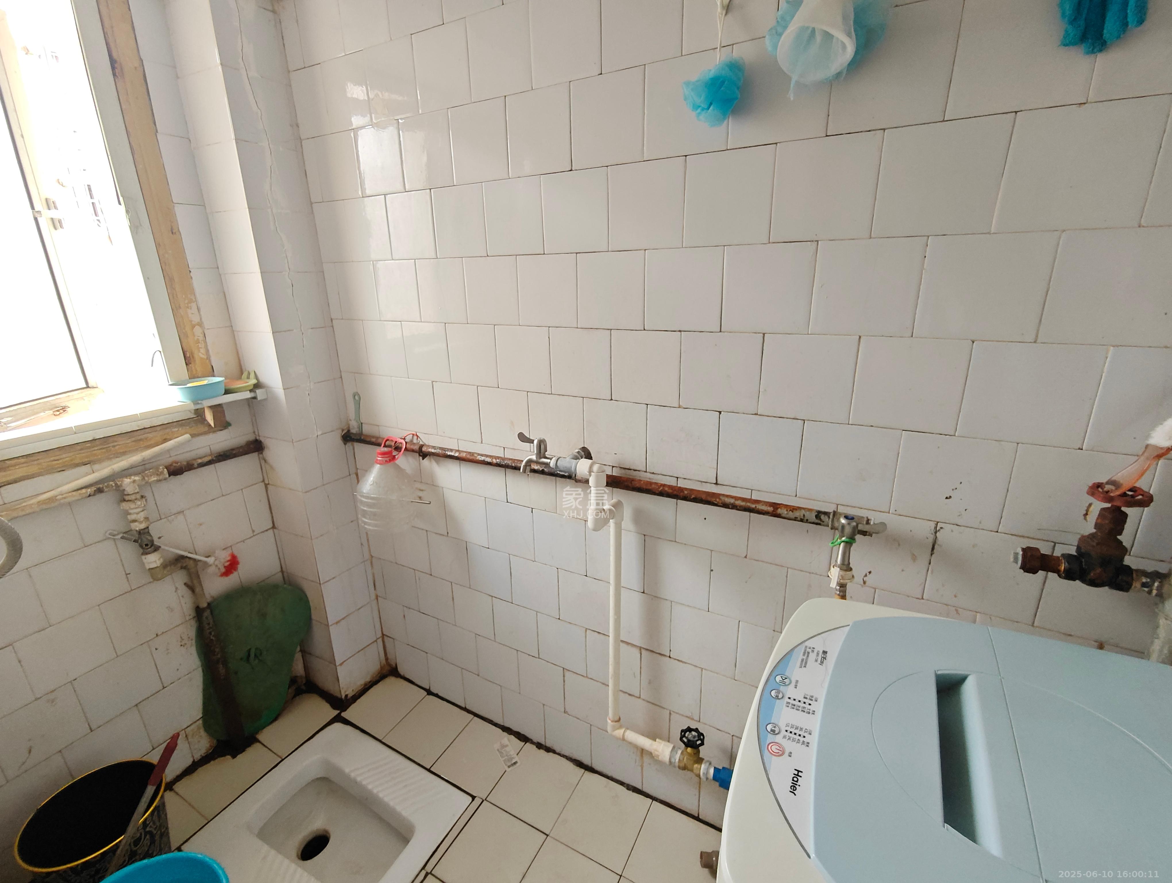 下碧湘街小区  2室1厅1卫    1600.0元/月室内图