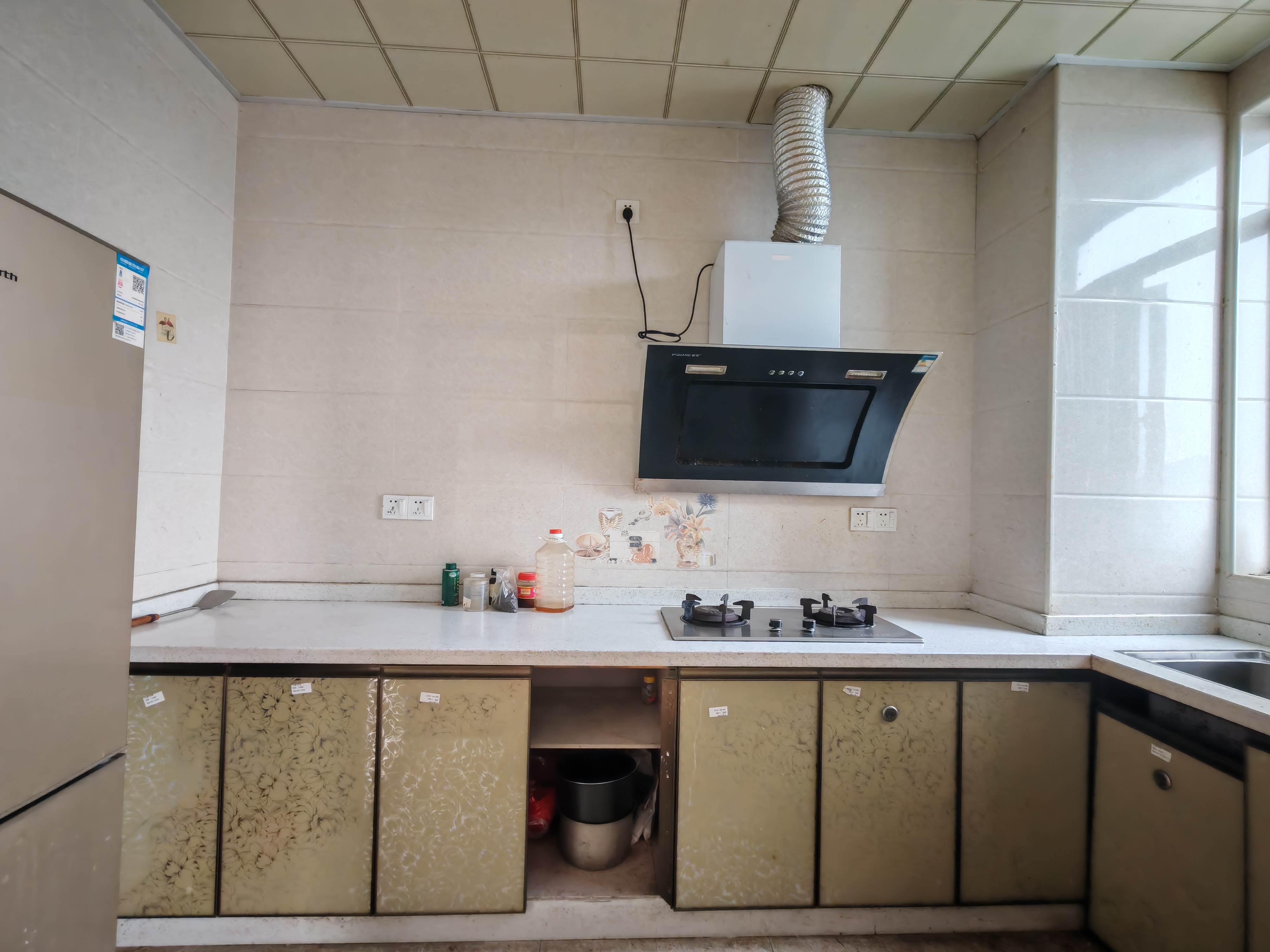 百弘学府城 3室2厅2卫 2000.0元/月 百弘学府城 3室2厅2卫 2000.0元/月室内图