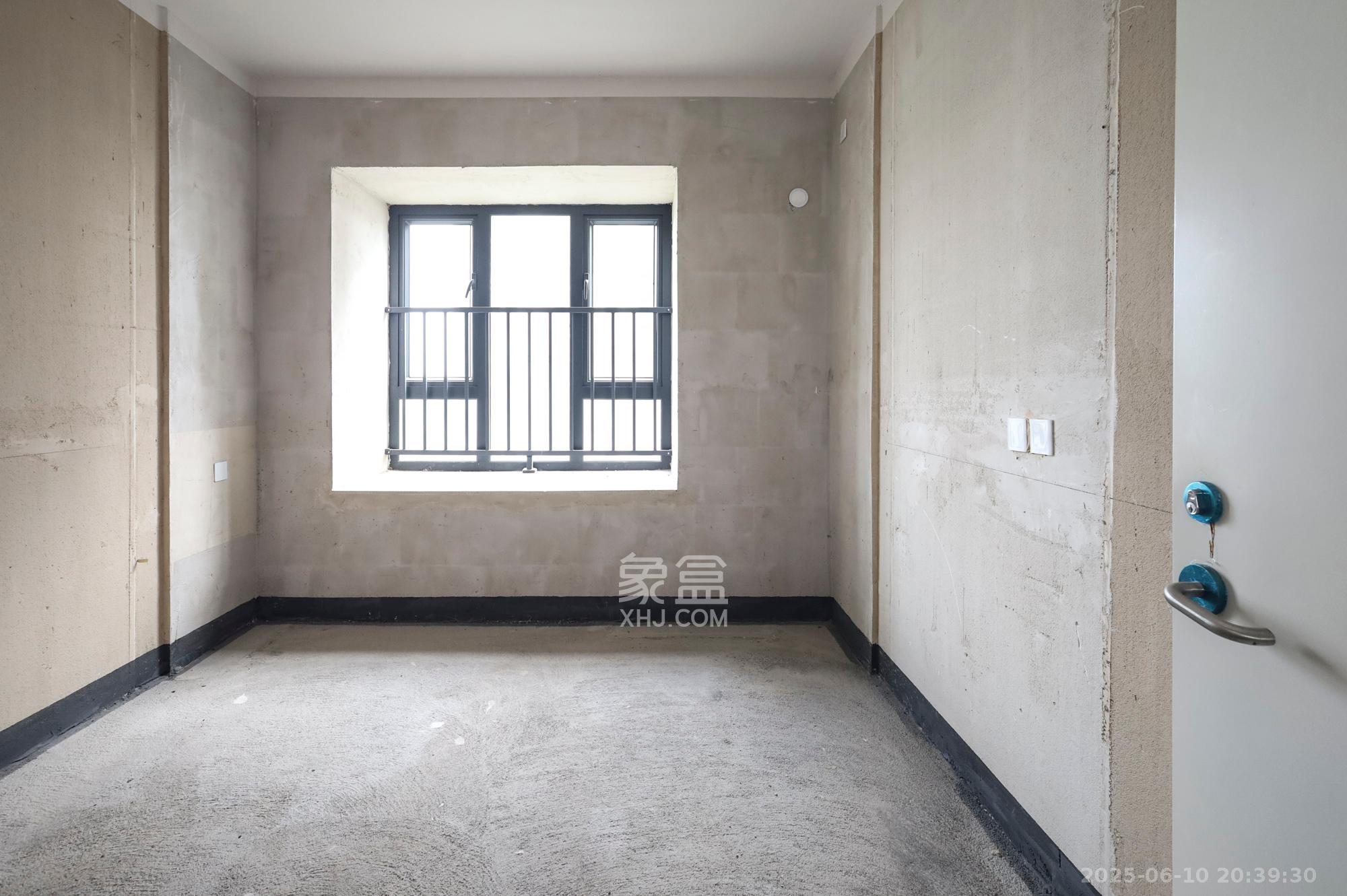 长沙融创城 3室1厅1卫 55.0万 长沙融创城 3室1厅1卫 55.0万卧室