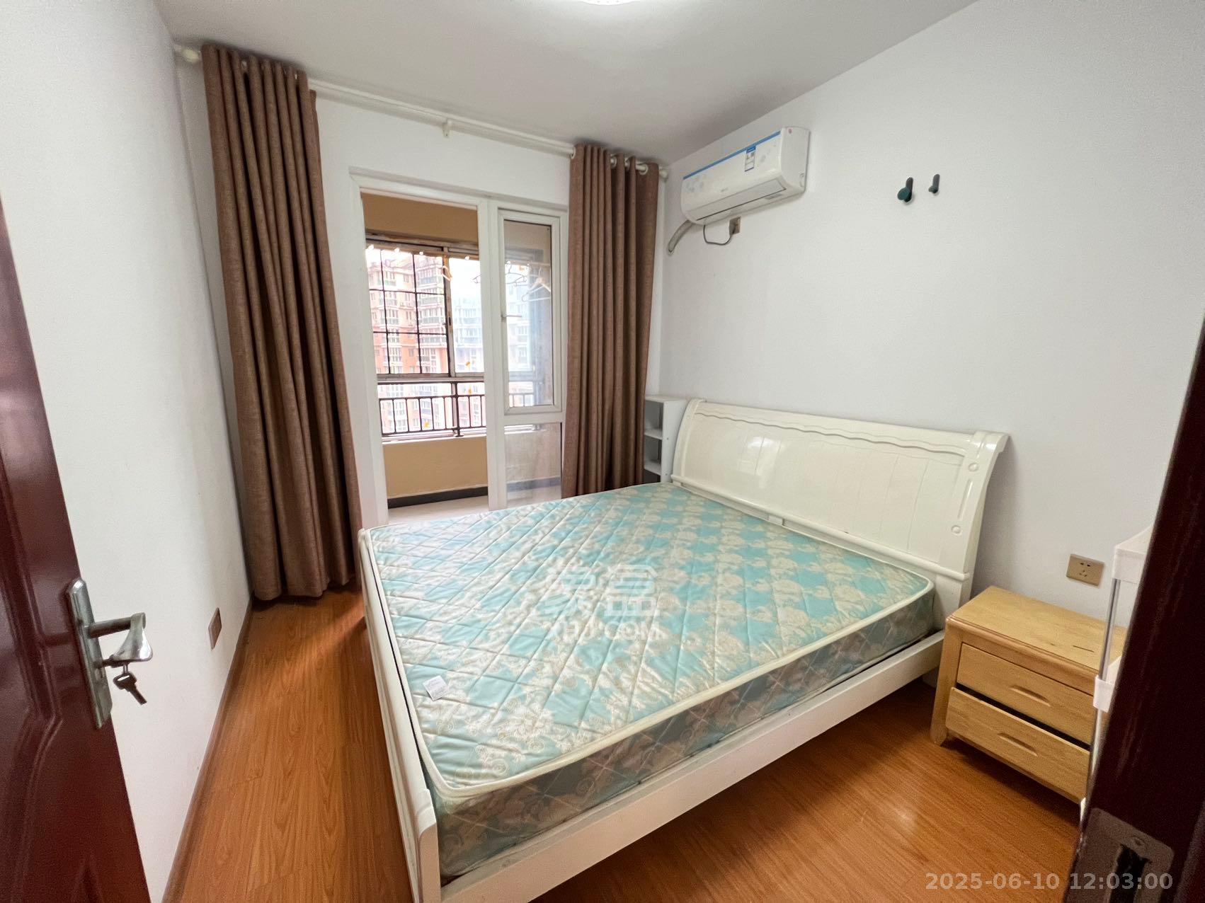 金地格林公馆 3室2厅1卫 2700.0元/月 金地格林公馆 3室2厅1卫 2700.0元/月室内图