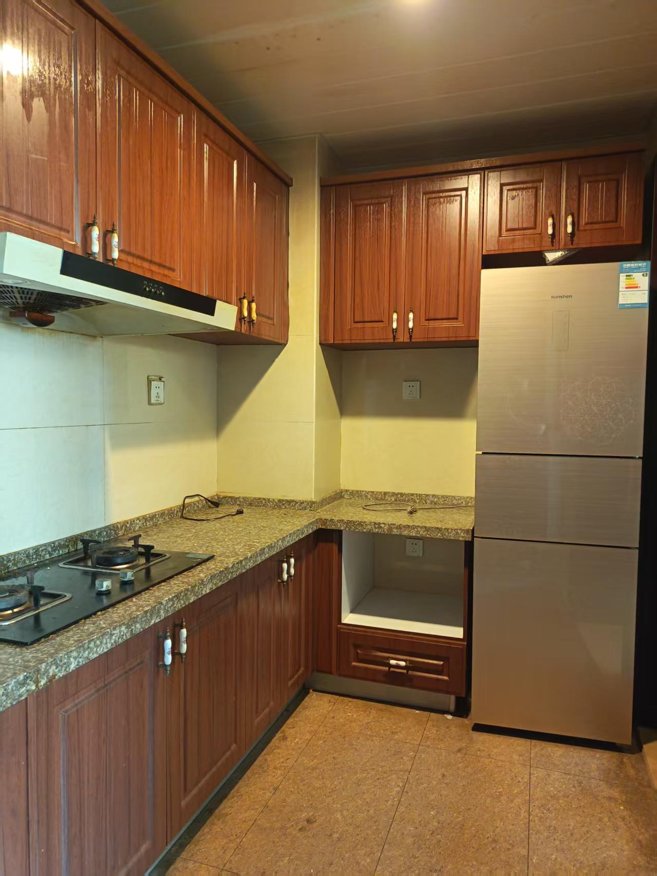 碧桂园 4室2厅2卫 1900.0元/月 碧桂园 4室2厅2卫 1900.0元/月室内图