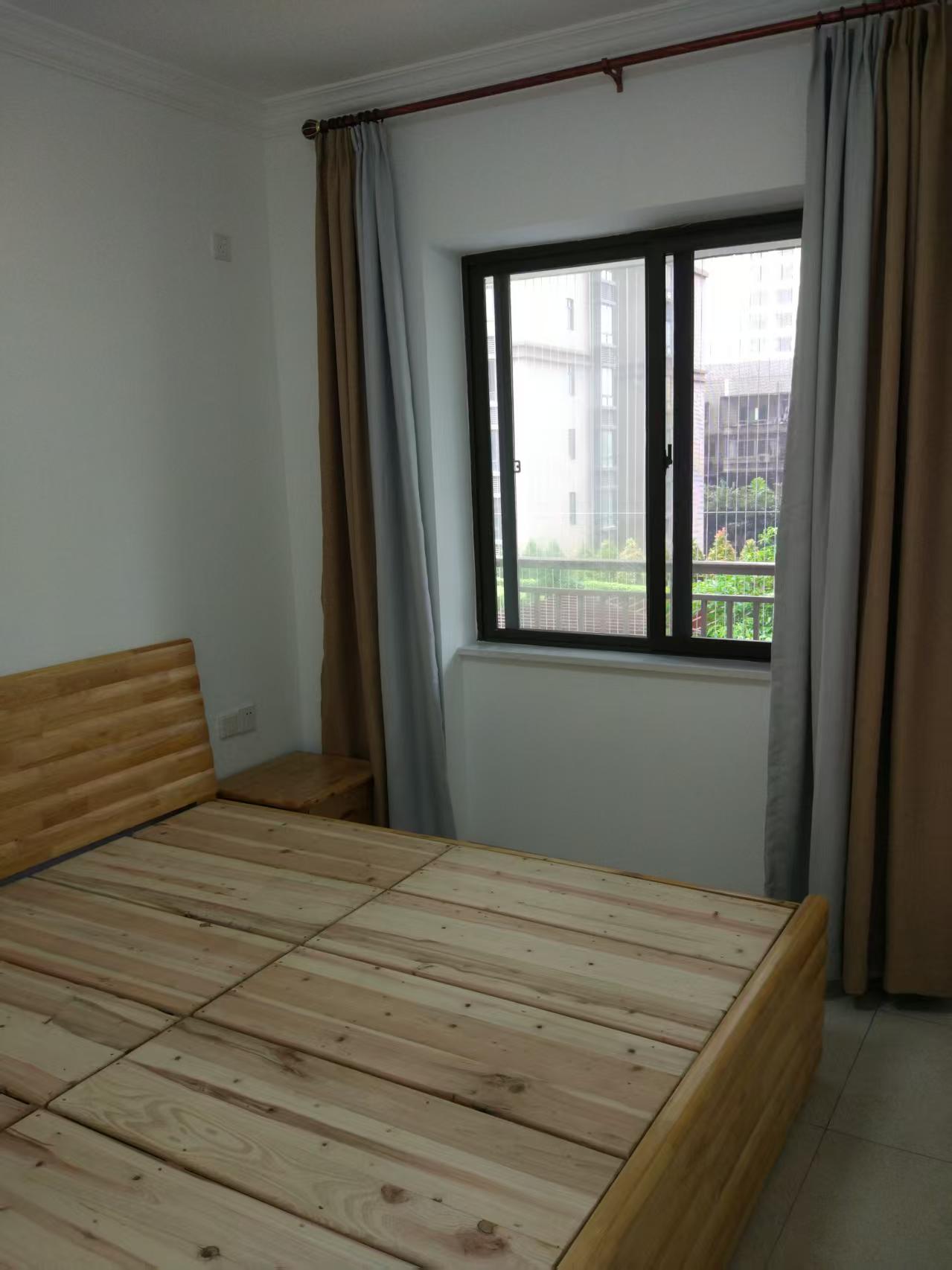 国贸城市花园  1室1厅1卫   2600.00元/月室内图