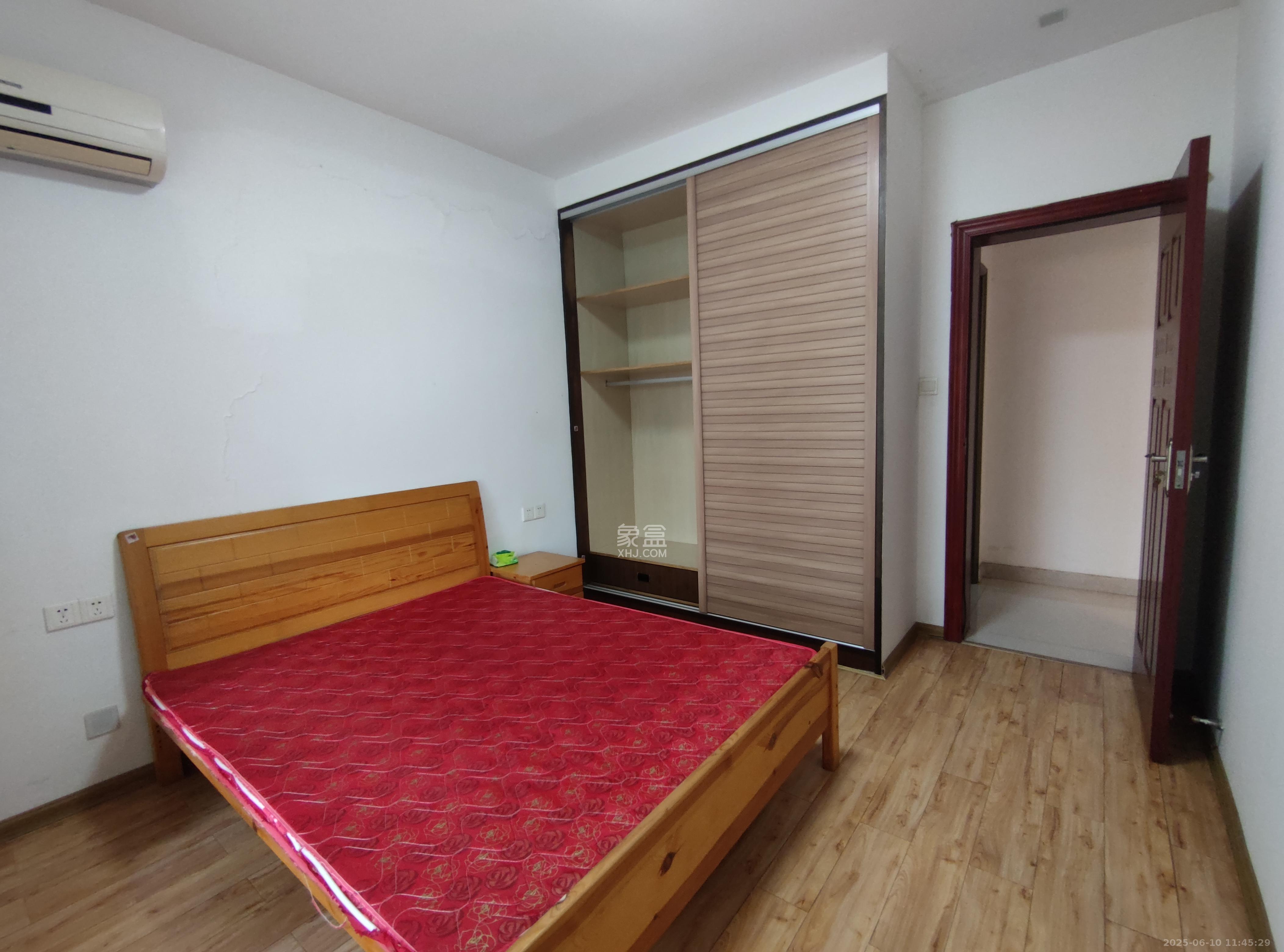 长房时代城 2室2厅1卫 2500.0元/月 长房时代城 2室2厅1卫 2500.0元/月室内图