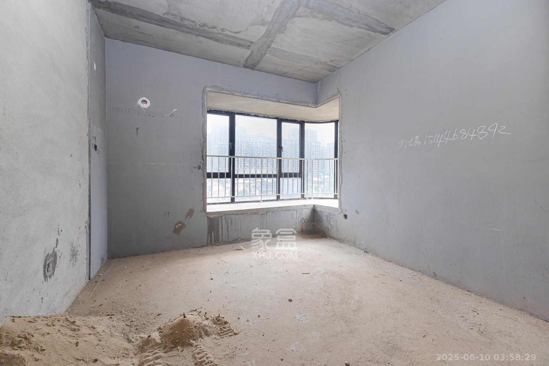 润和之悦(金泽园) 3室2厅1卫 62.0万 润和之悦(金泽园) 3室2厅1卫 62.0万卧室