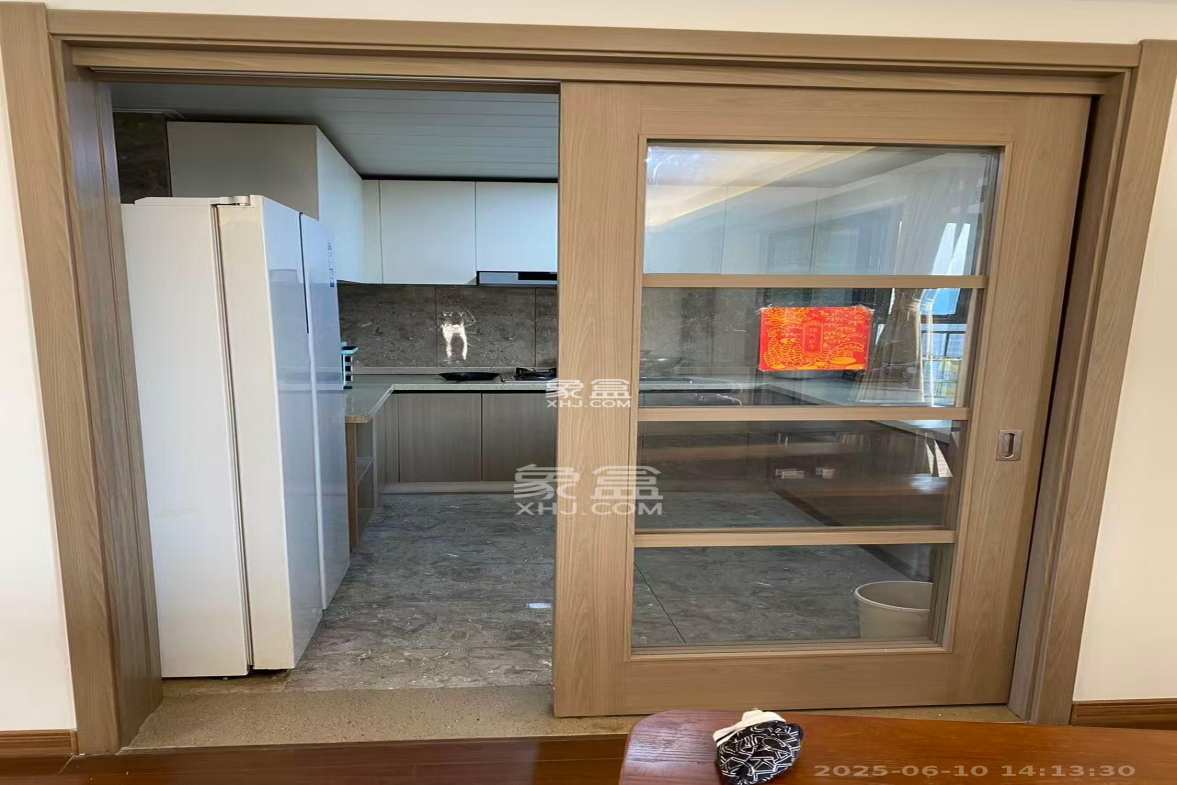 万科金域蓝湾 4室2厅2卫 3800.0元/月 万科金域蓝湾 4室2厅2卫 3800.0元/月室内图