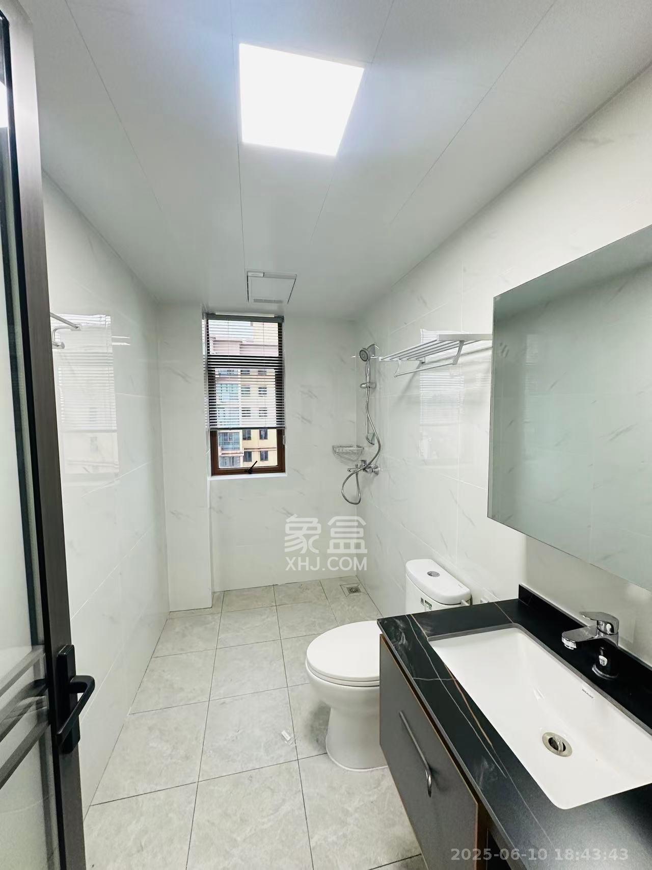 万里时代 3室2厅2卫 3000.0元/月 万里时代 3室2厅2卫 3000.0元/月室内图