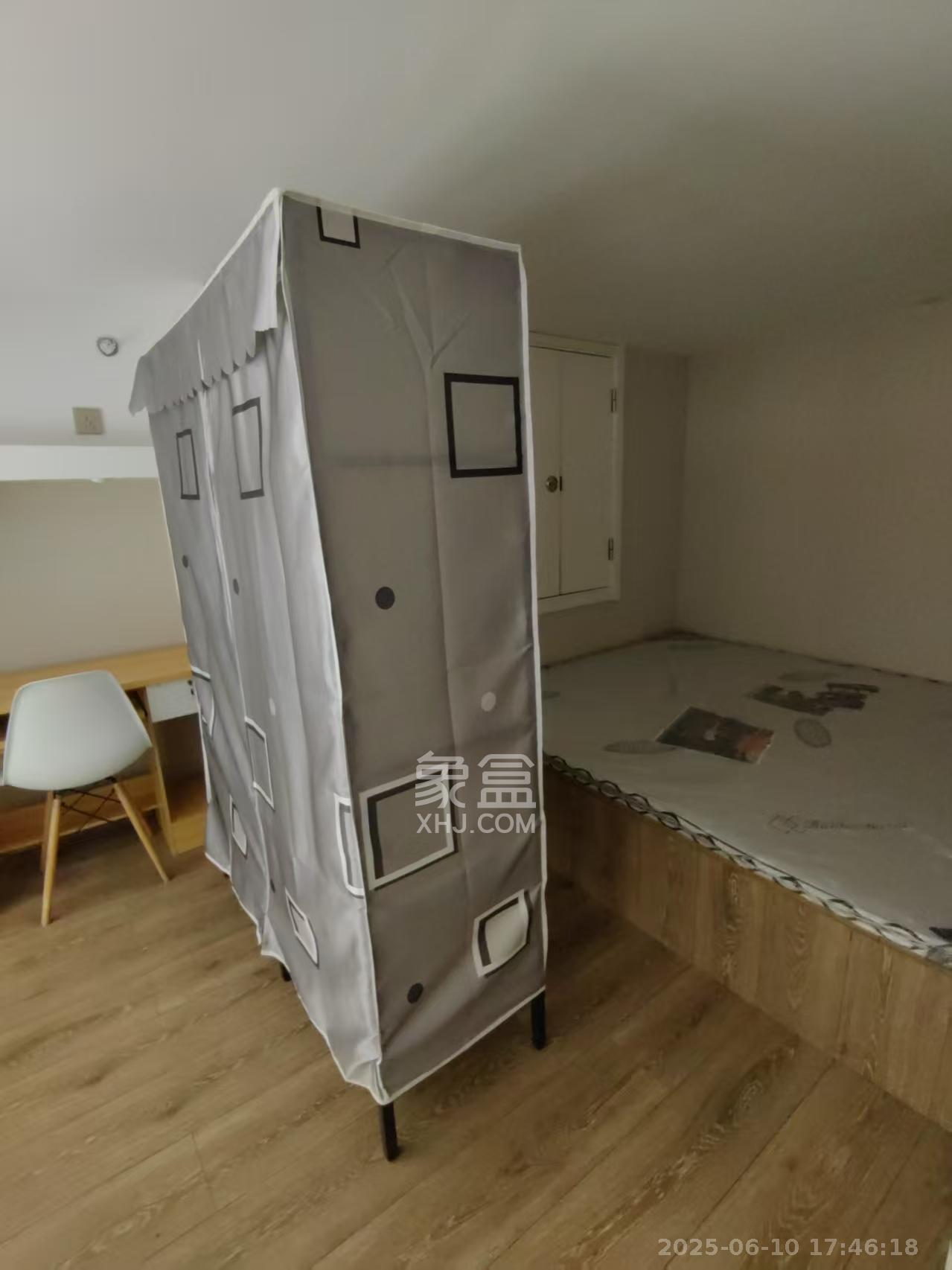 华远海蓝郡  2室2厅1卫   1500.00元/月室内图