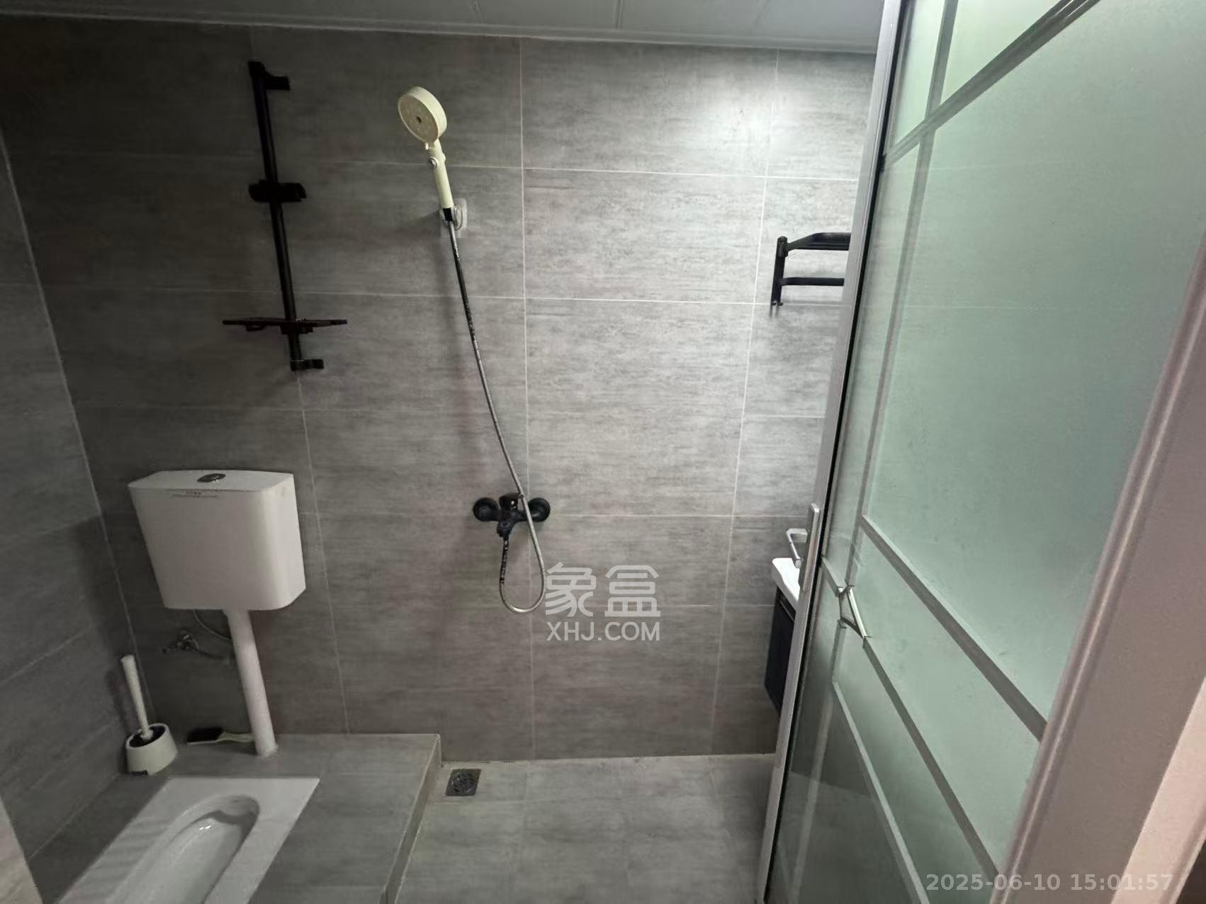 万科金色麦田 2室2厅1卫 1800.0元/月 万科金色麦田 2室2厅1卫 1800.0元/月室内图