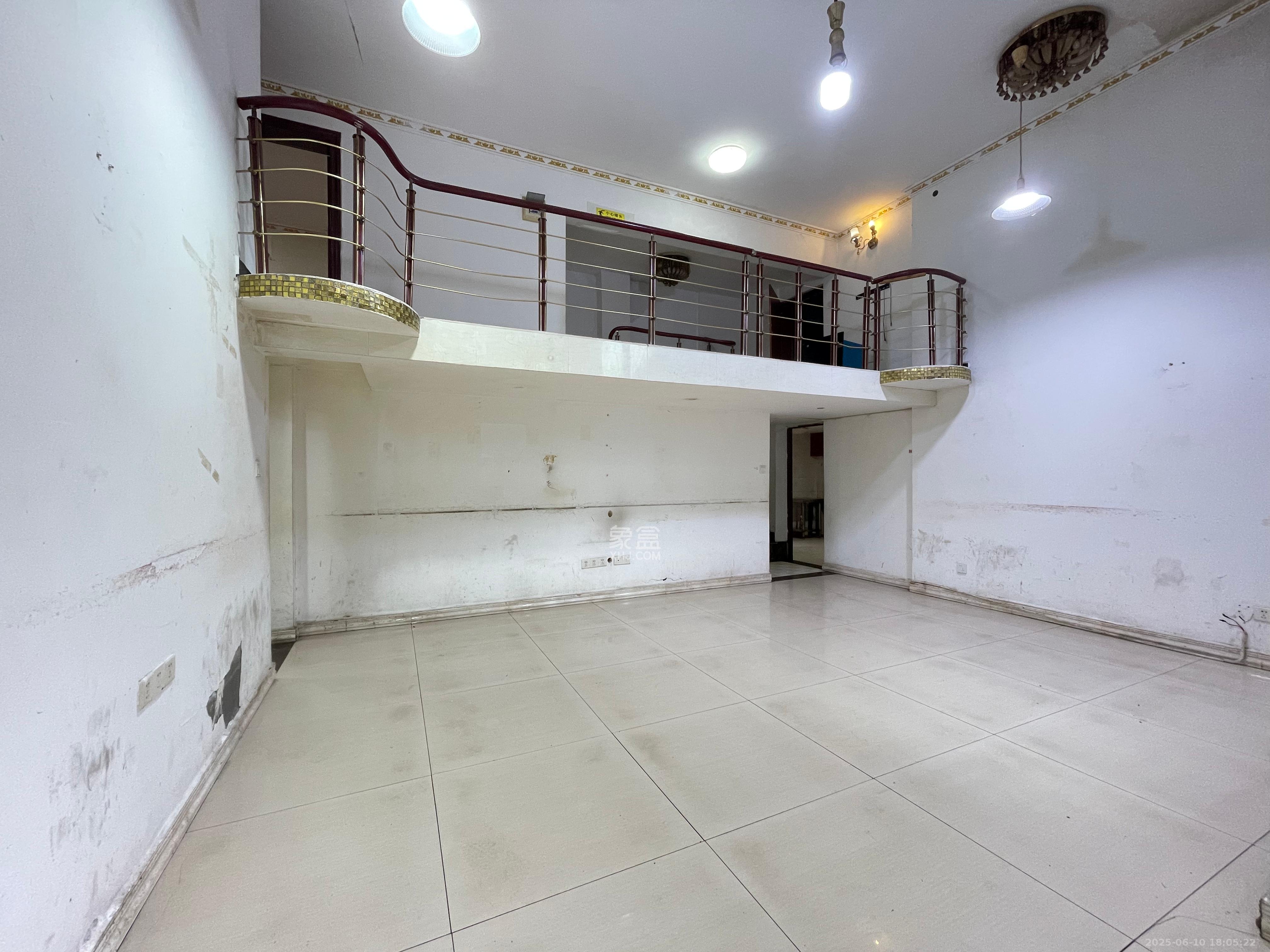 恒大名都 3室2厅2卫 2700.0元/月 恒大名都 3室2厅2卫 2700.0元/月室内图