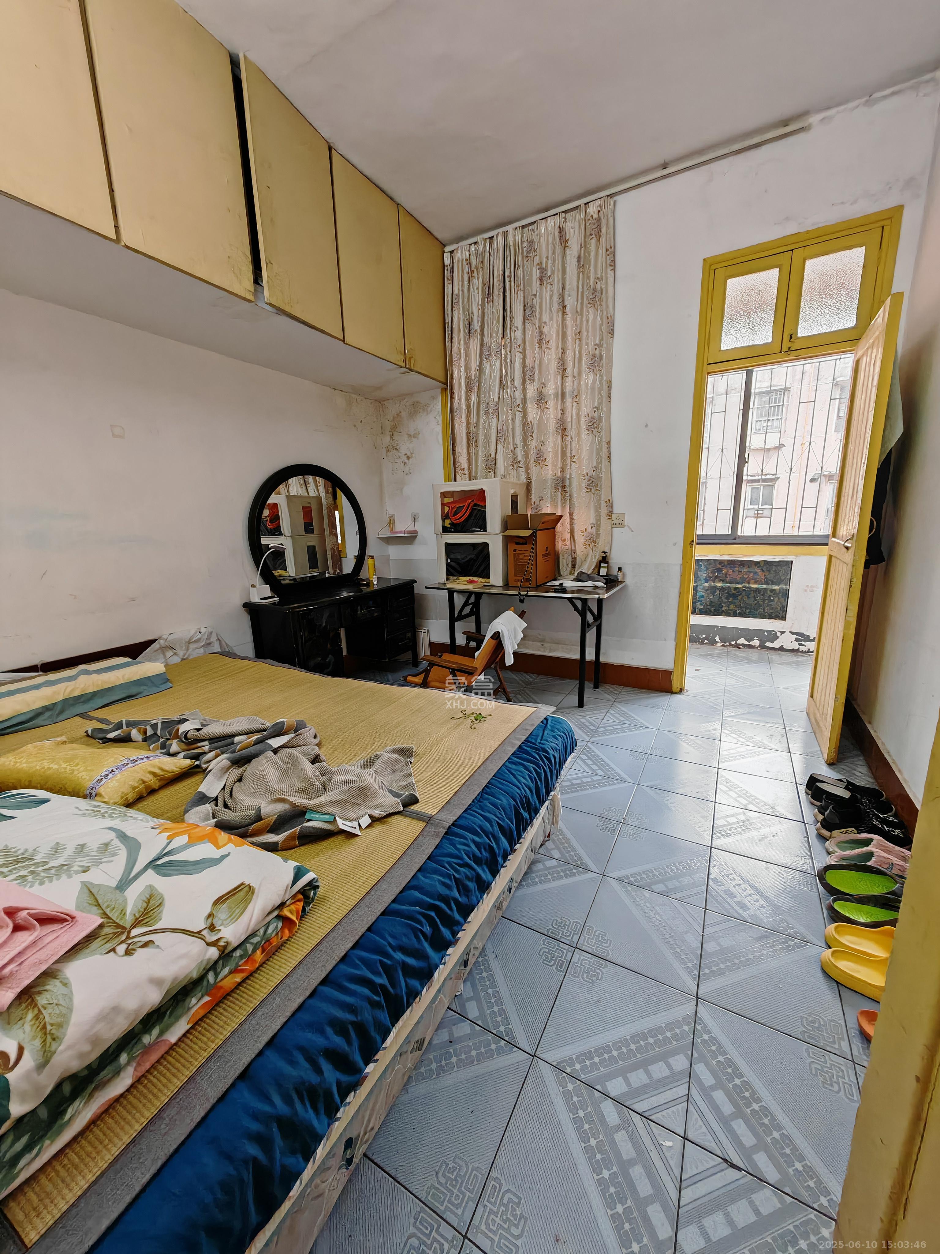 芙蓉路社区中山宿舍 2室1厅1卫 1600.0元/月 芙蓉路社区中山宿舍 2室1厅1卫 1600.0元/月室内图