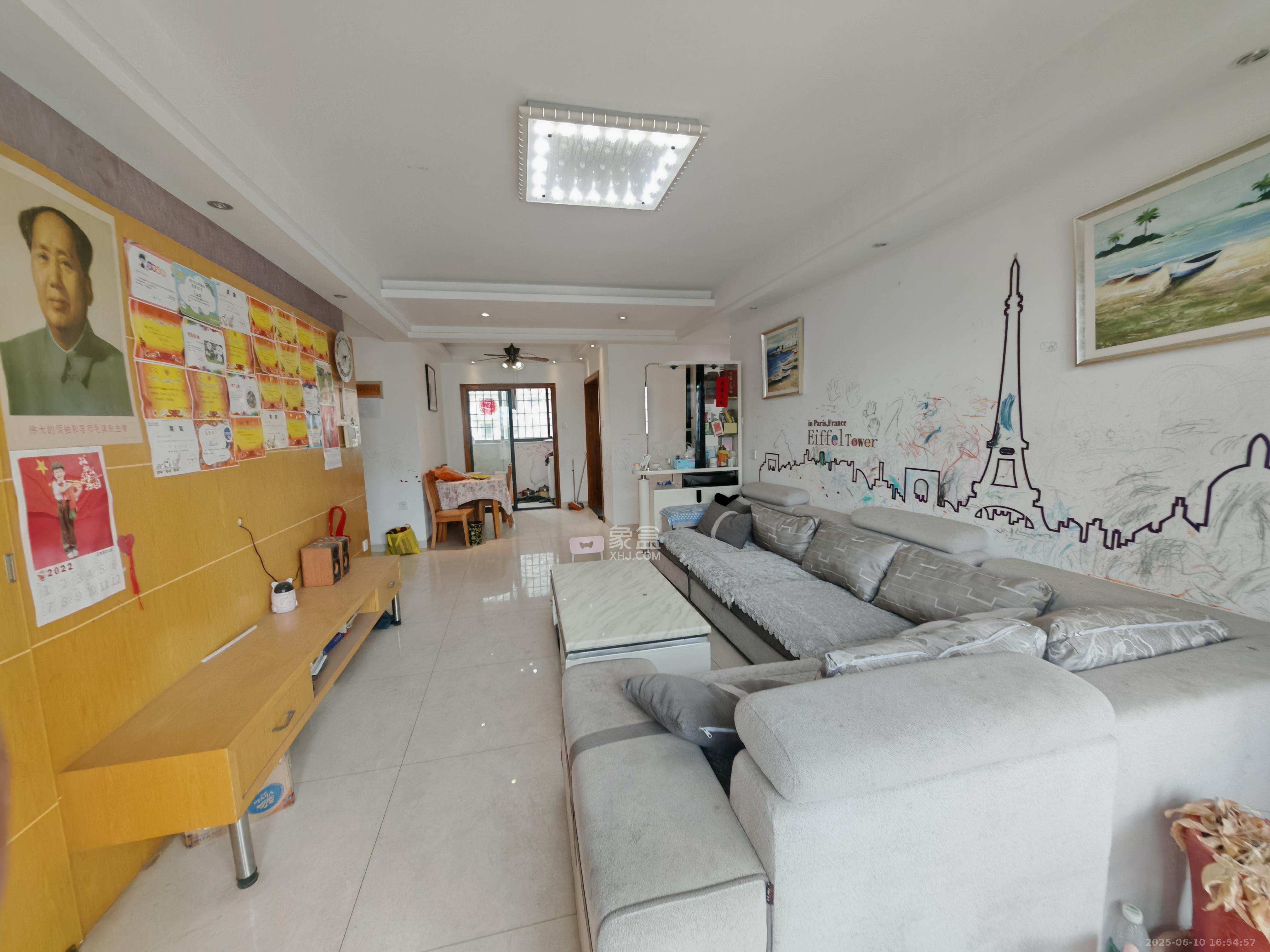 中国铁建国际城一期 4室2厅2卫 1900.0元/月 中国铁建国际城一期 4室2厅2卫 1900.0元/月室内图