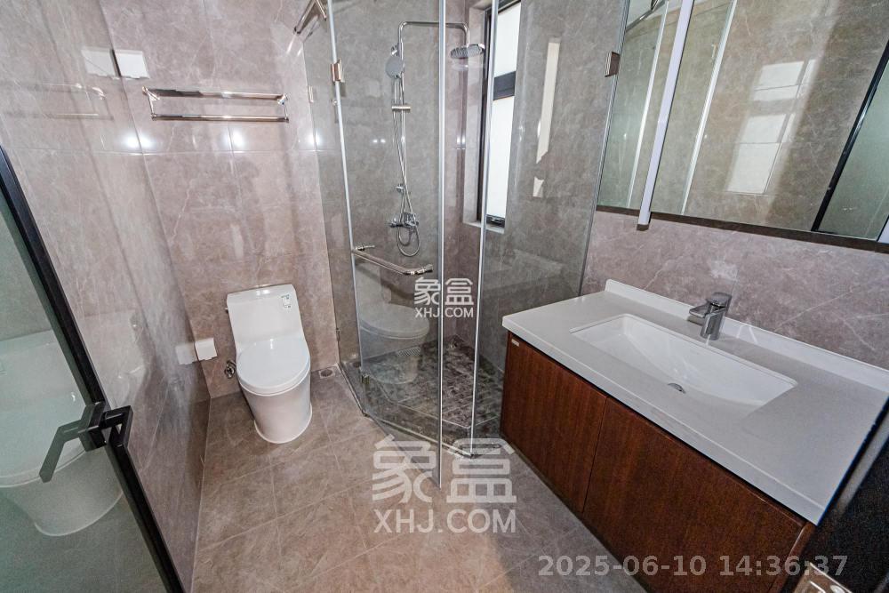 北辰瀚江府  3室3厅2卫   10000.00元/月室内图